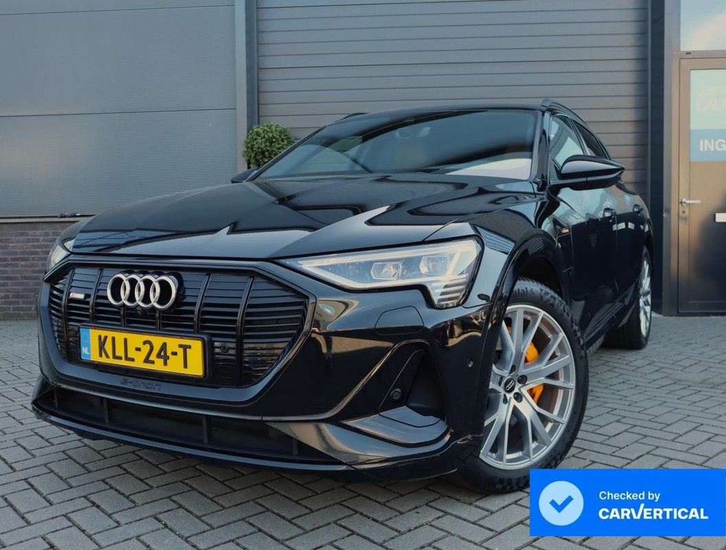Audi e-tron e-tron 55 quattro advanced Pro Line Plus 95 kWh | Pano | Trekhaak | ACC | Leer