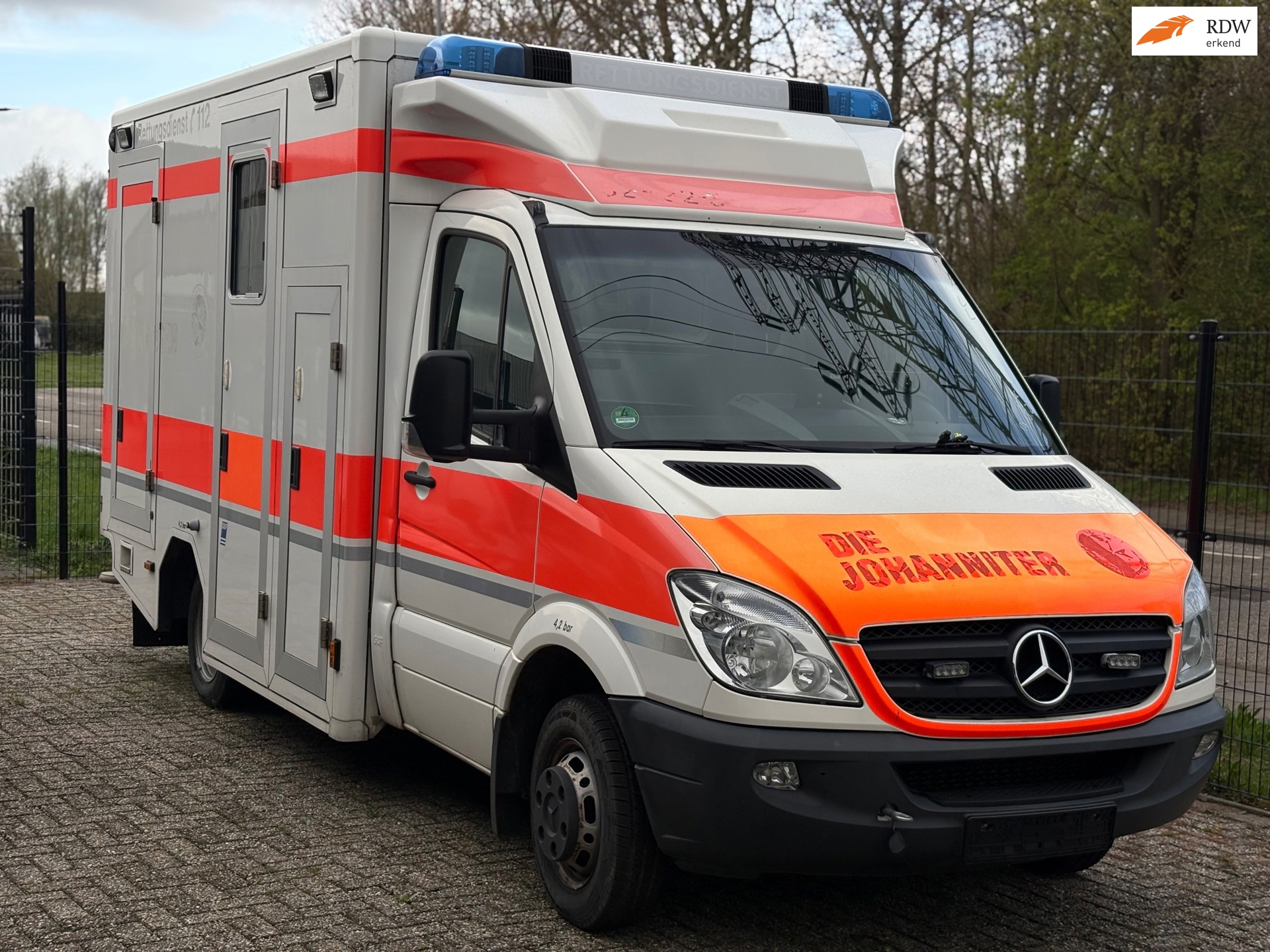 Mercedes-Benz Sprinter 519 3.0 CDI 432 DC Ambulance | MOTOR DEFECT | MARGE |