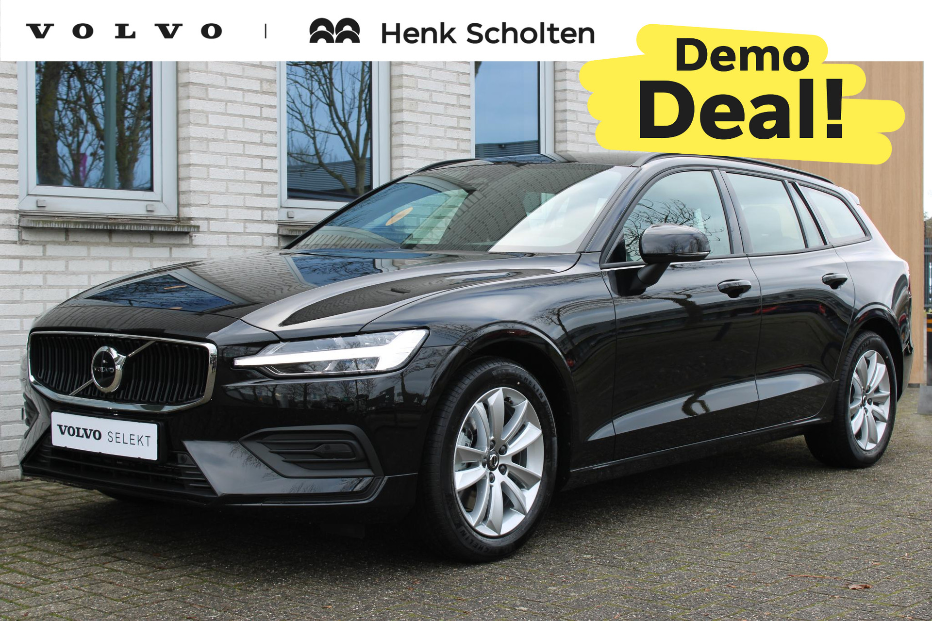 Volvo V60 B4 Automaat Essential Edition