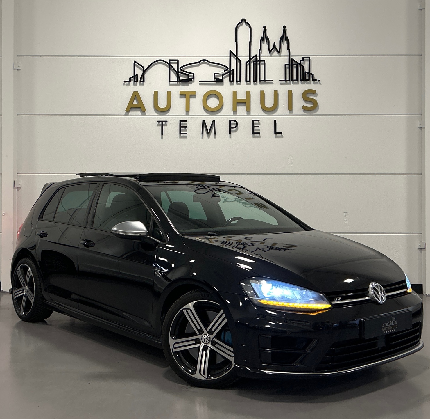Volkswagen Golf 2.0 TSI R 4Motion Airco Pano Leder Sfeer 18Inch Pdc Cruise Climate Camera Nwe Apk
