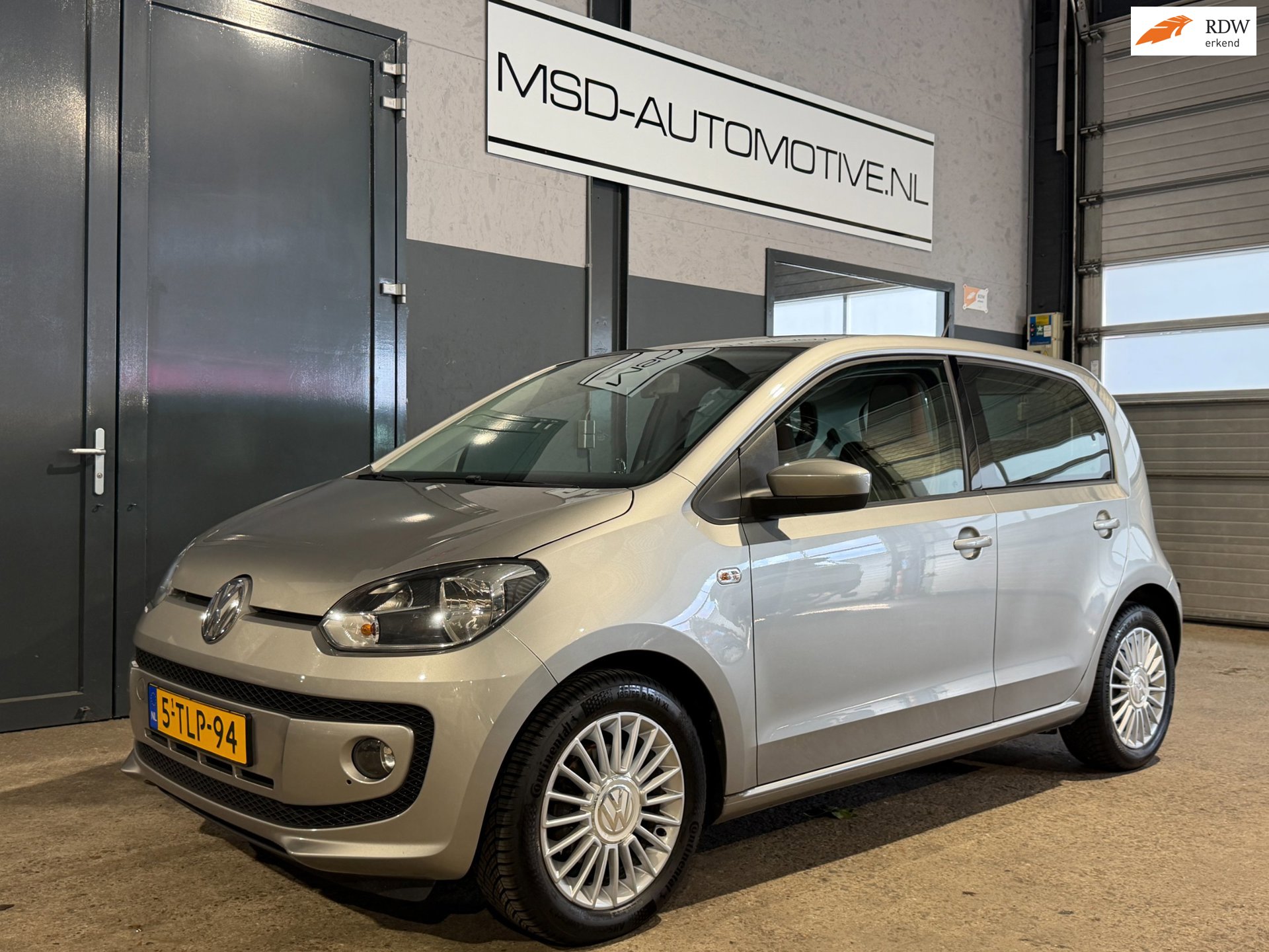 Volkswagen Up! 1.0 high up! BlueMotion|Cruise|PDC|perfect onderhouden !