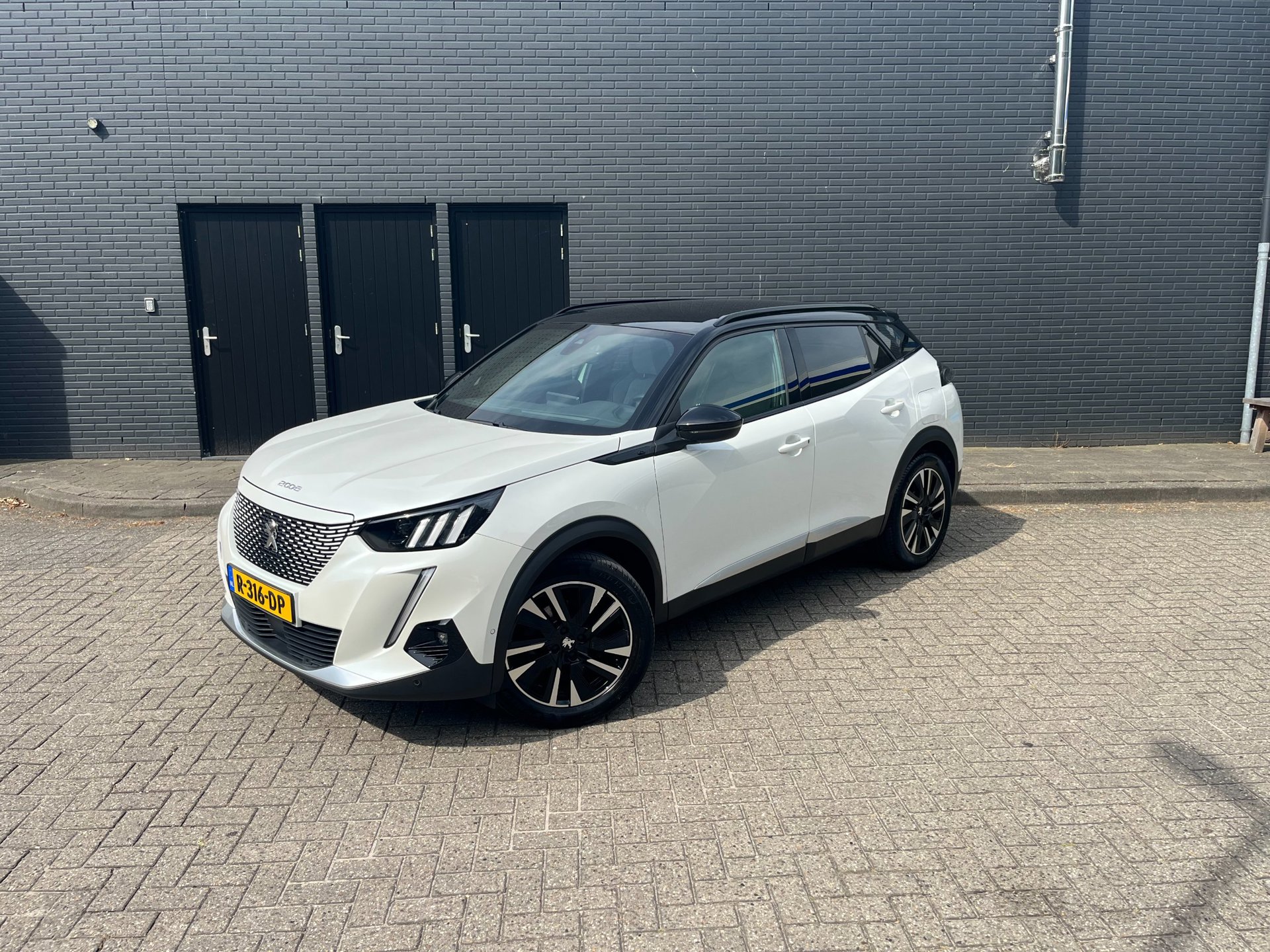 Peugeot E-2008 EV GT Pack 50 kWh SOH 90,19%