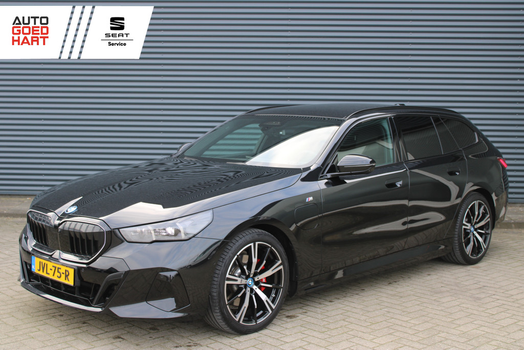 BMW 5 Serie Touring 530e xDrive M-Sport Pro Bowers & Wilkins Trekhaak LED Stoelkoeling/verwarming