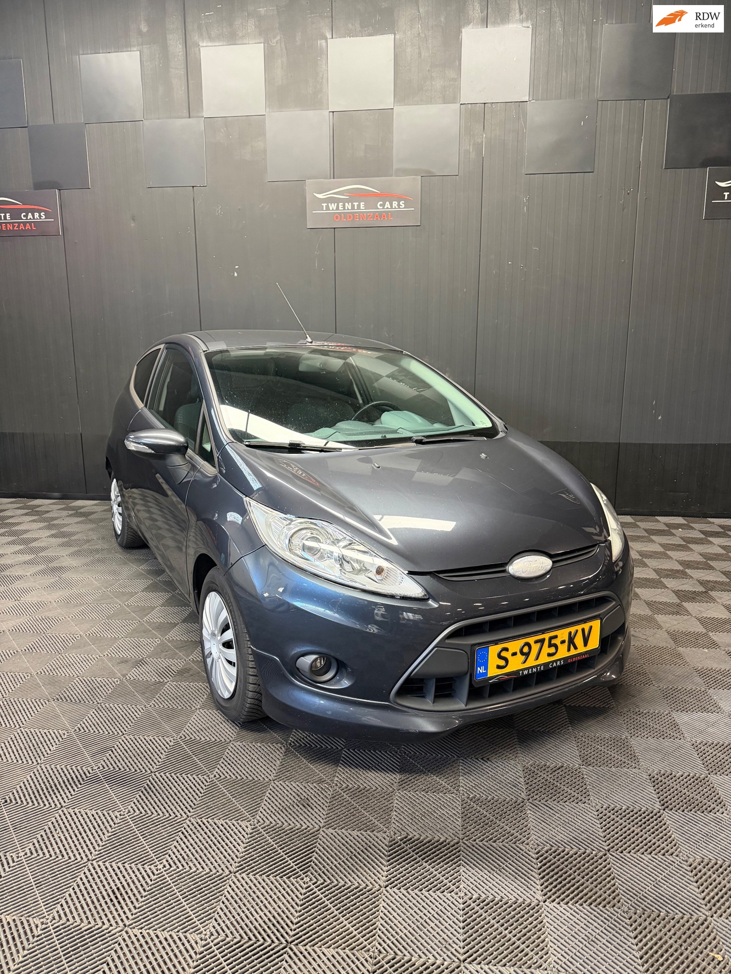 Ford Fiesta 1.6 Sport | Clima | AUX | Nieuwe APK |