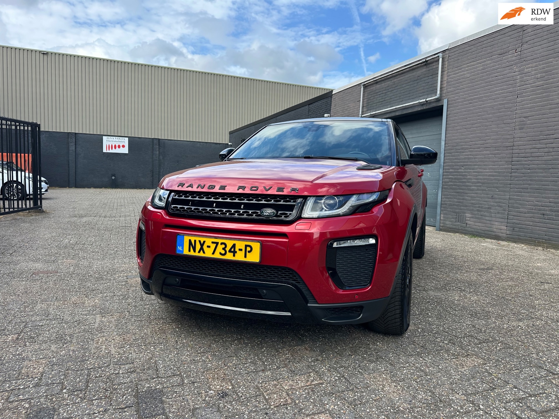 Land Rover Range Rover Evoque 2.0 TD4 SE Dynamic Aut. Camera Clima Cruise Navi Pano PDC LM-Wielen Trekhaak.