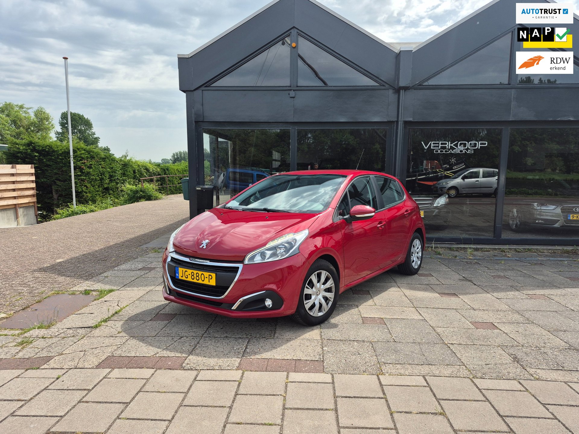 Peugeot 208 1.2 PureTech Blue Lion Navigatiei