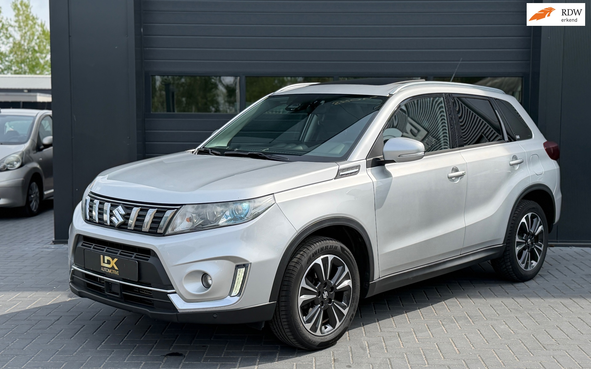 Suzuki VITARA 1.0 Boosterjet Stijl Pano|Camera|Dodehoek