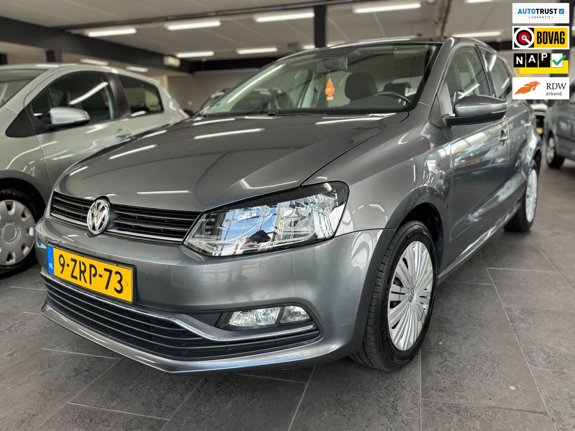 Volkswagen Polo 1.2 TSI Comfortline navigatie airco cruise controle elektrische pakket 78dzkm nap nl auto
