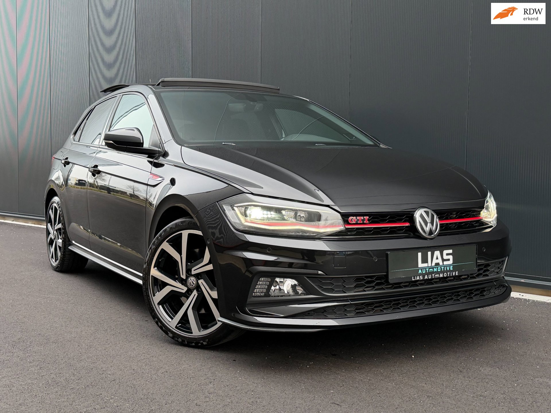 Volkswagen Polo 2.0 GTI Full options | PANO | Beats | Keyless | Blindspot | Automatisch inparkeren | 18" Brescia velgen | IQ drive