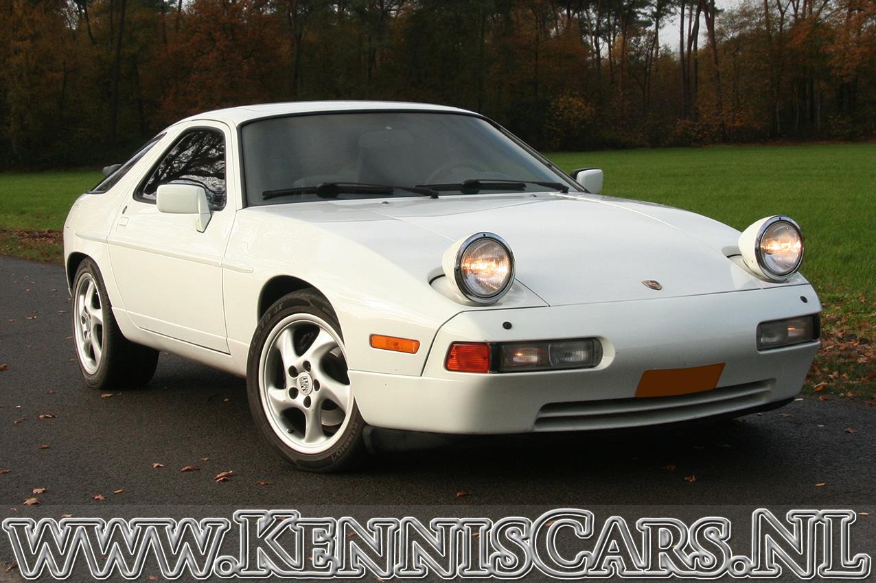 Porsche 1988 928 S4 Coupe Coupe