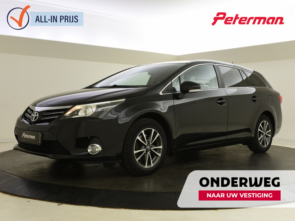 Toyota Avensis 1.8 VVTi Dynamic | Stoelverwarming | Trekhaak | PDC