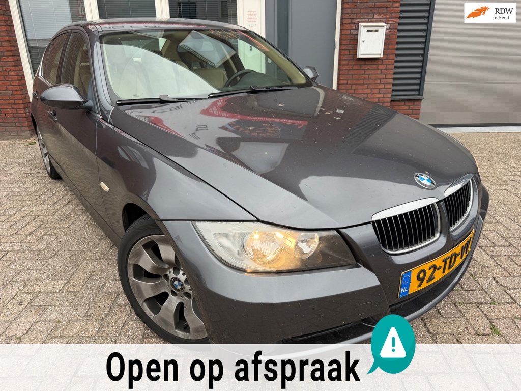 BMW 3-serie 318i / Airco / Leder / NAP