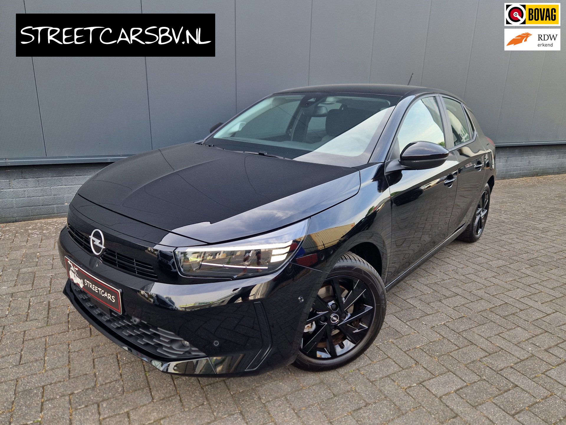 Opel Corsa 1.2 EAT8 101PK Black on Black /Led /Camera