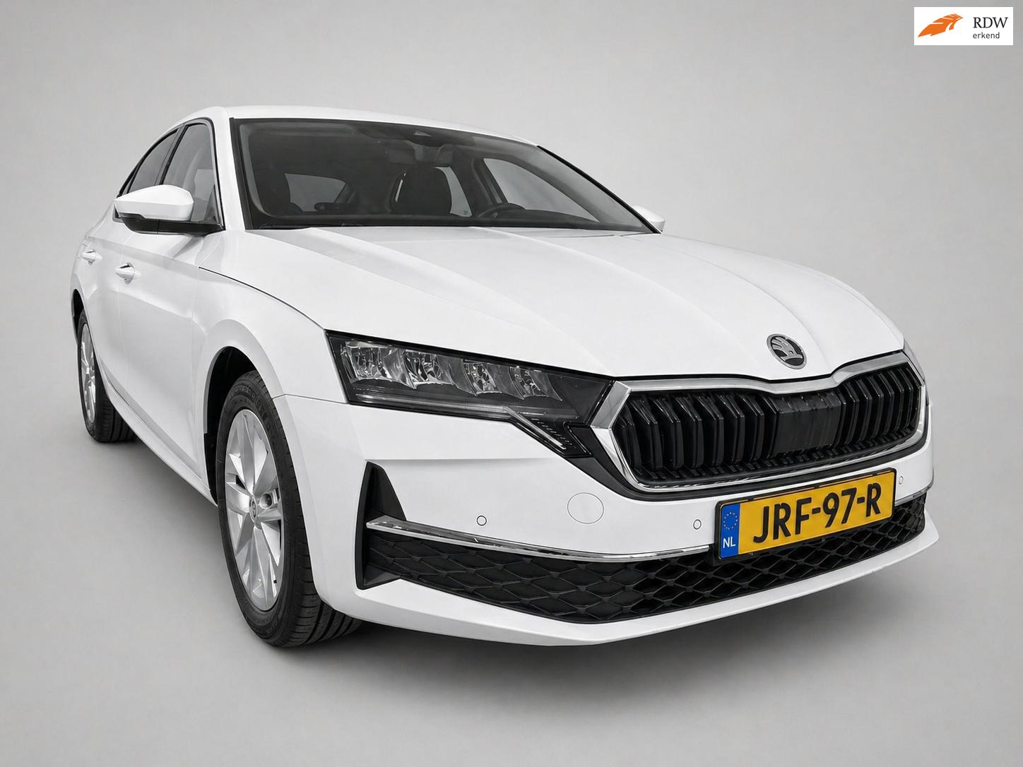 Skoda OCTAVIA 1.5 TSI MHEV Business - Navi - CarPlay - Camera - Adapt Cr - Climate - Stoelverw - Keyless - Incl BTW