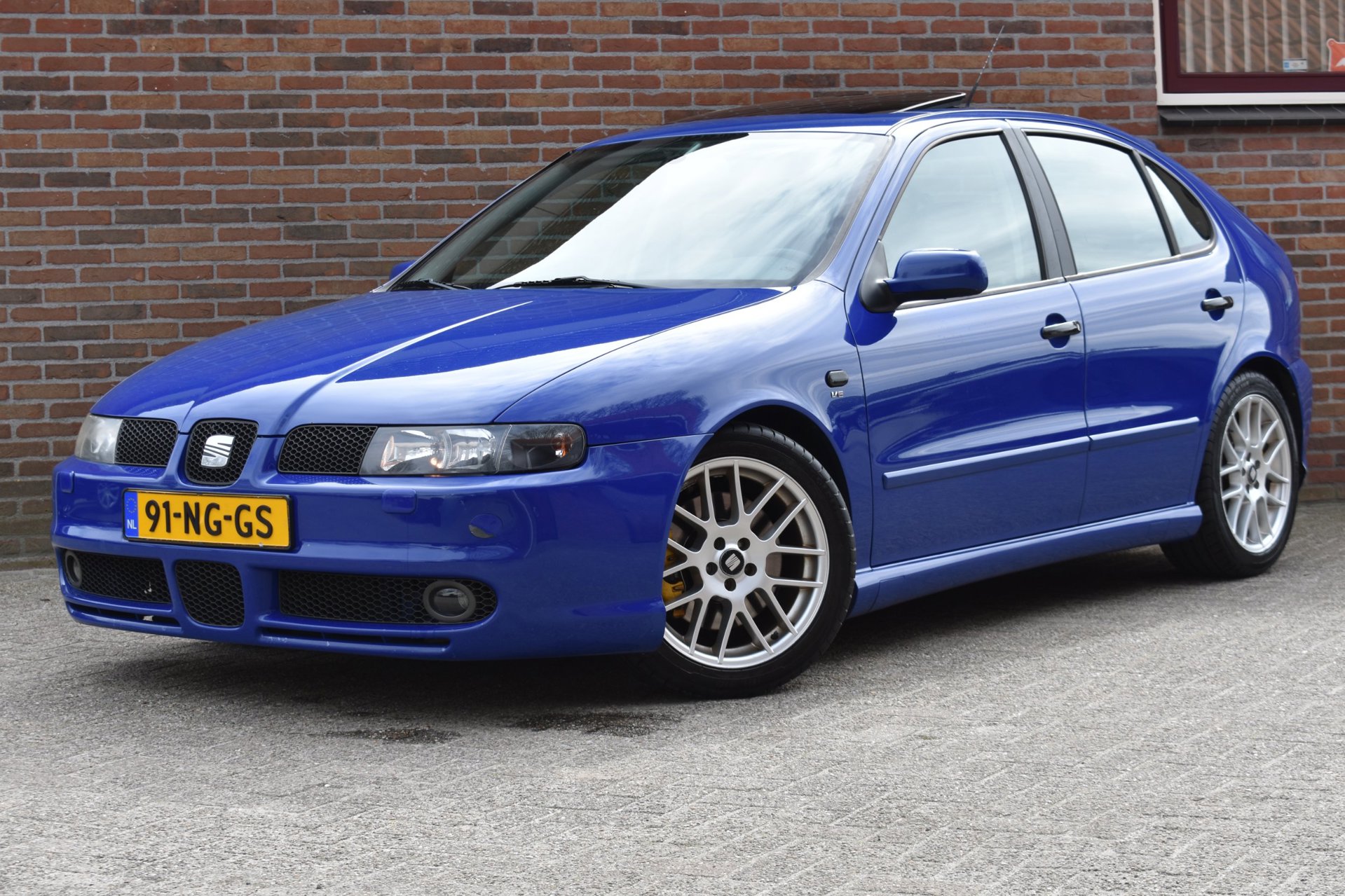 Seat Leon 2.8 V6 Topsport 4 '03 Leder Airco Inruil mogelijk