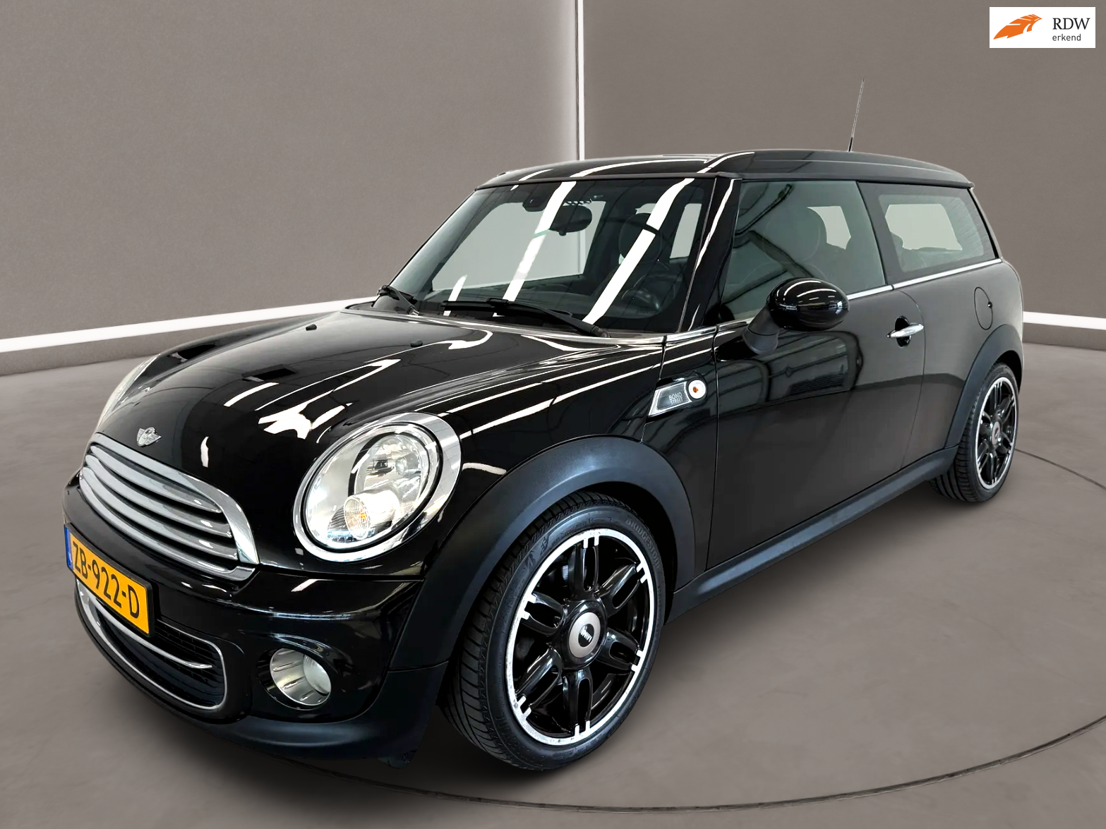 Mini Clubman 1.6 Cooper Chili 122 Pk Airco Navi Leder 127 dkm Nap