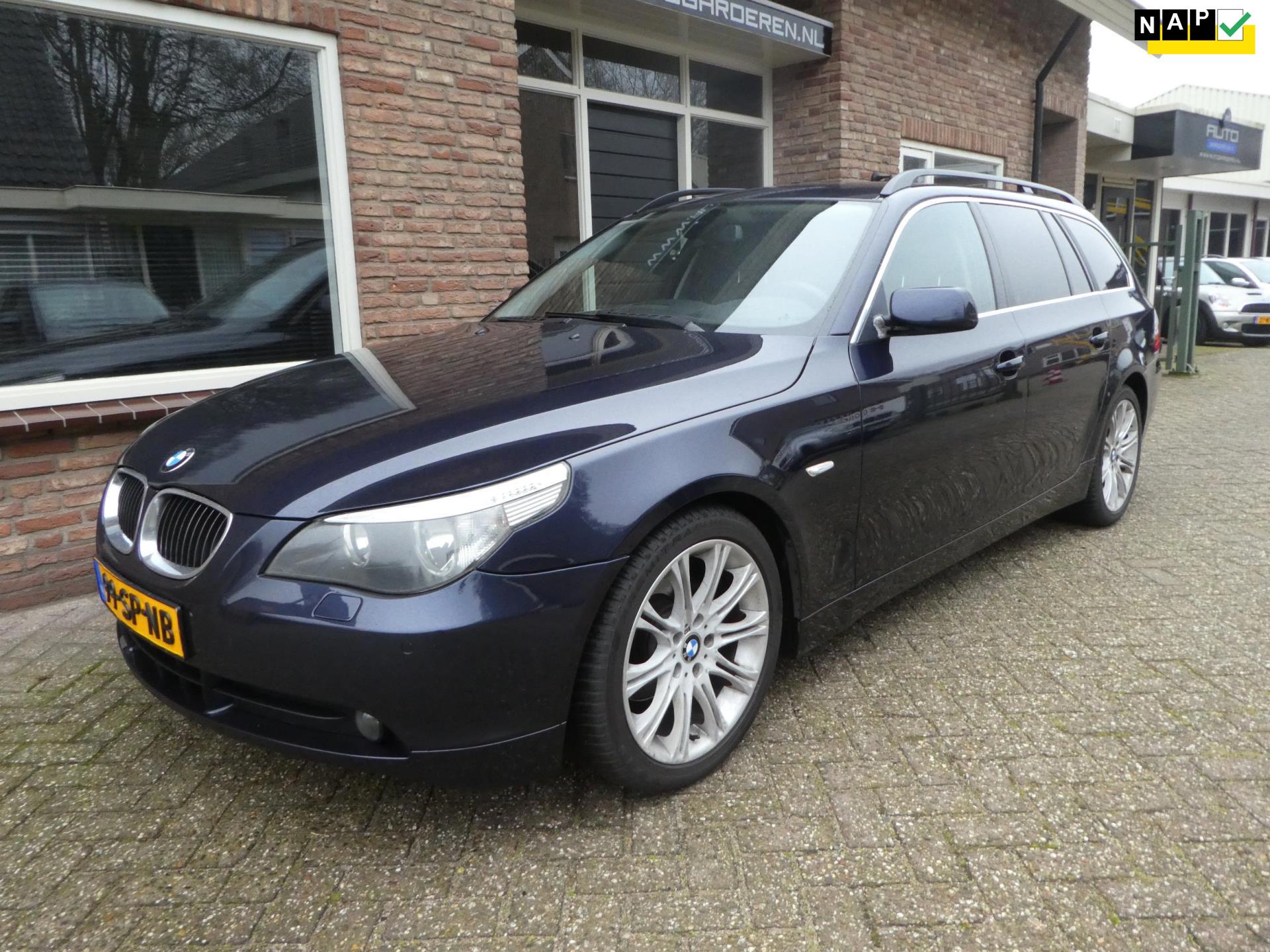 BMW 5-serie Touring 523i Executive Automaat / Leder / Navi