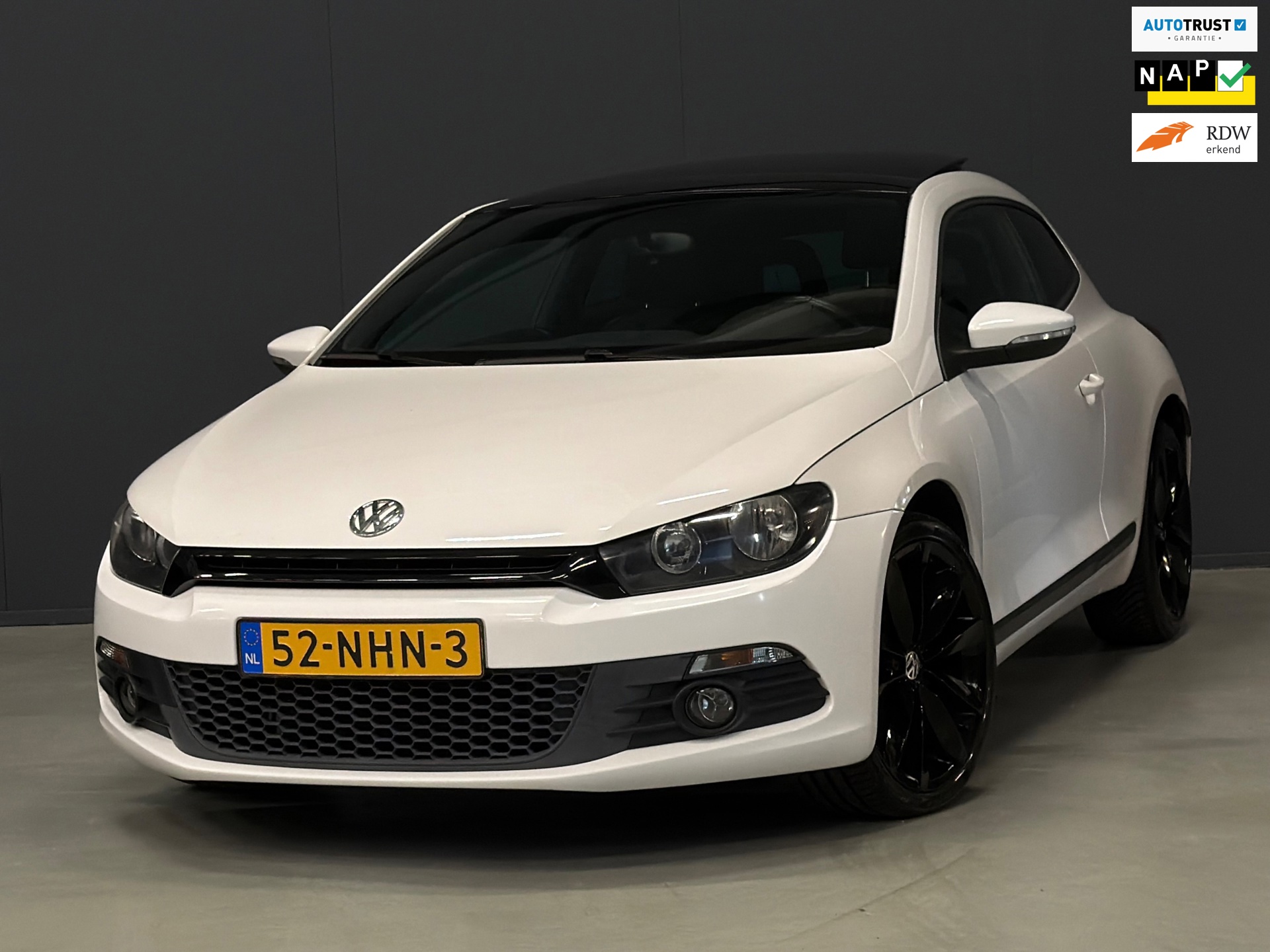 Volkswagen Scirocco 1.4 TSI Highline Plus AUTOMAAT PANO/LEDER/CRUISE | KEURIGE AUTO !