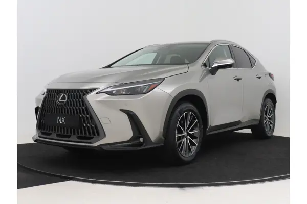 NX 450H+ Awd Launch Edition