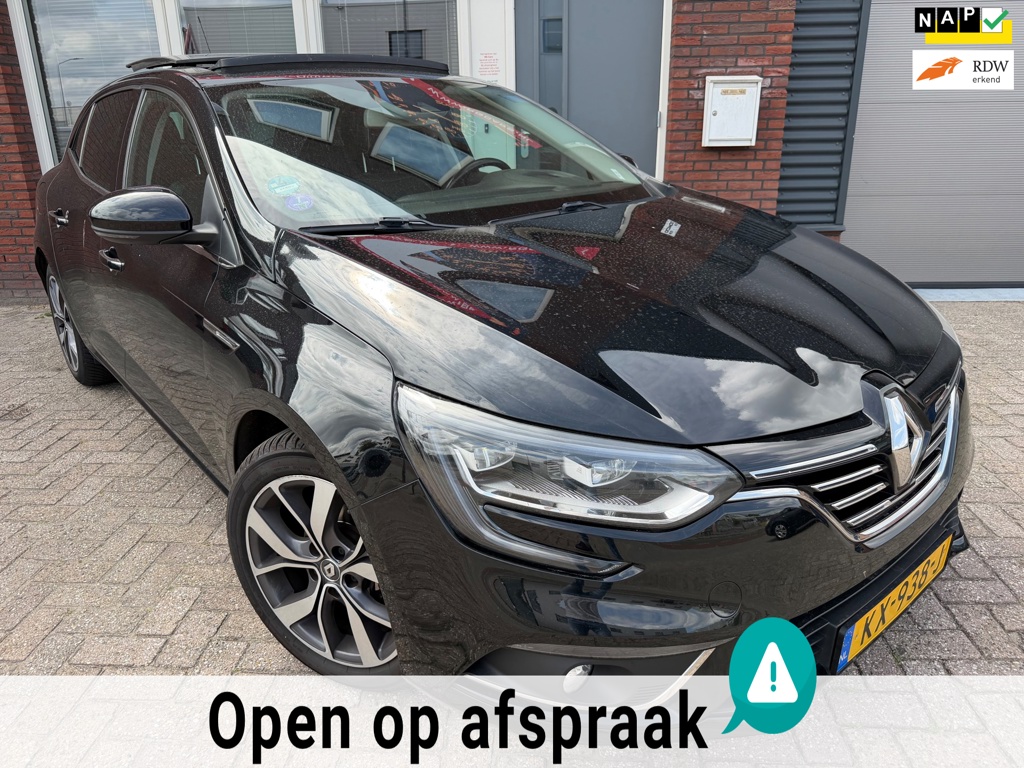 Renault Mégane 1.2 TCe Bose / Pano / Leder / Navi / PDC / Head-Up / DAB