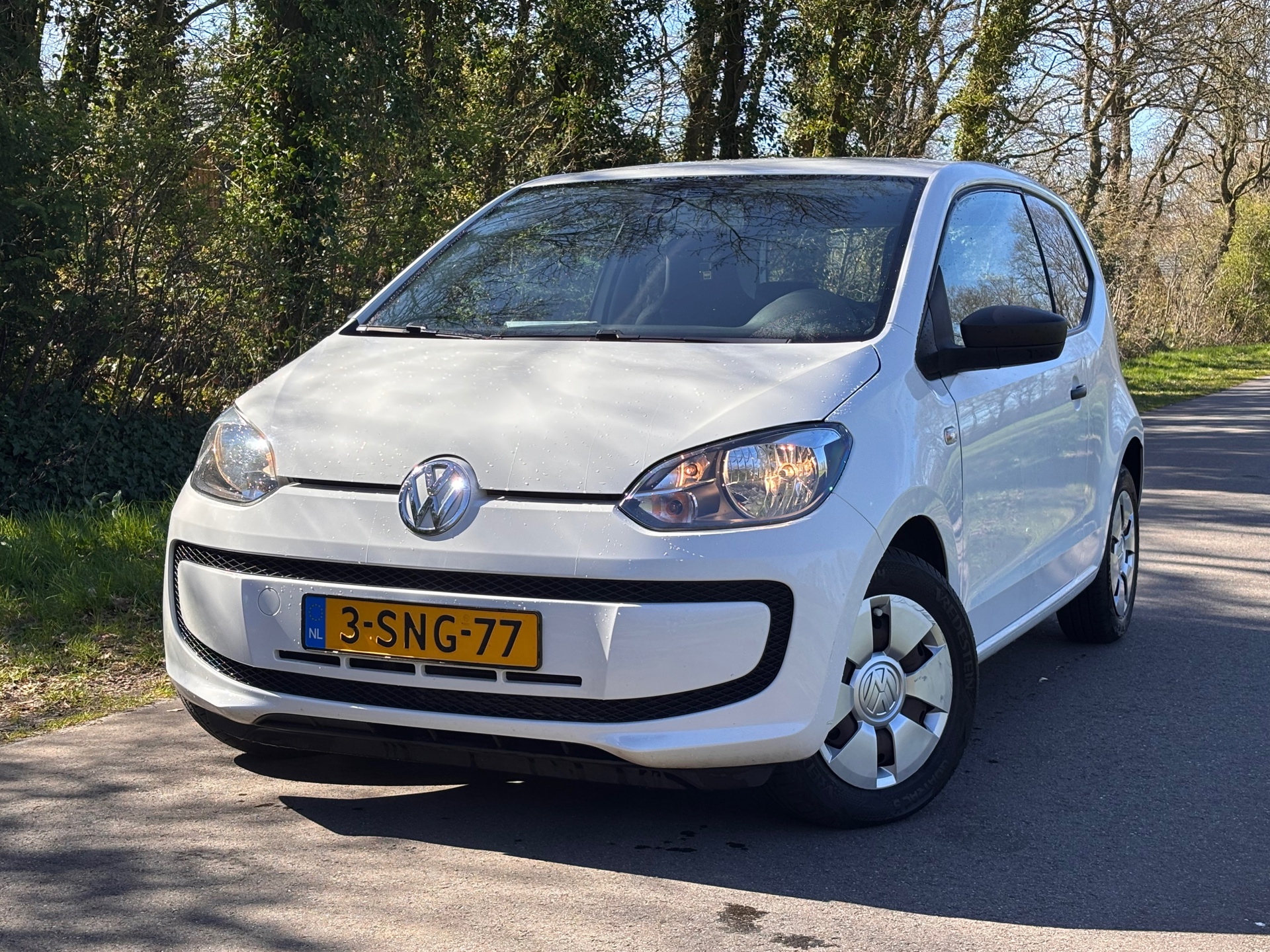 Volkswagen Up! 1.0 take up! | Airco Nu € 3.500,-!!!