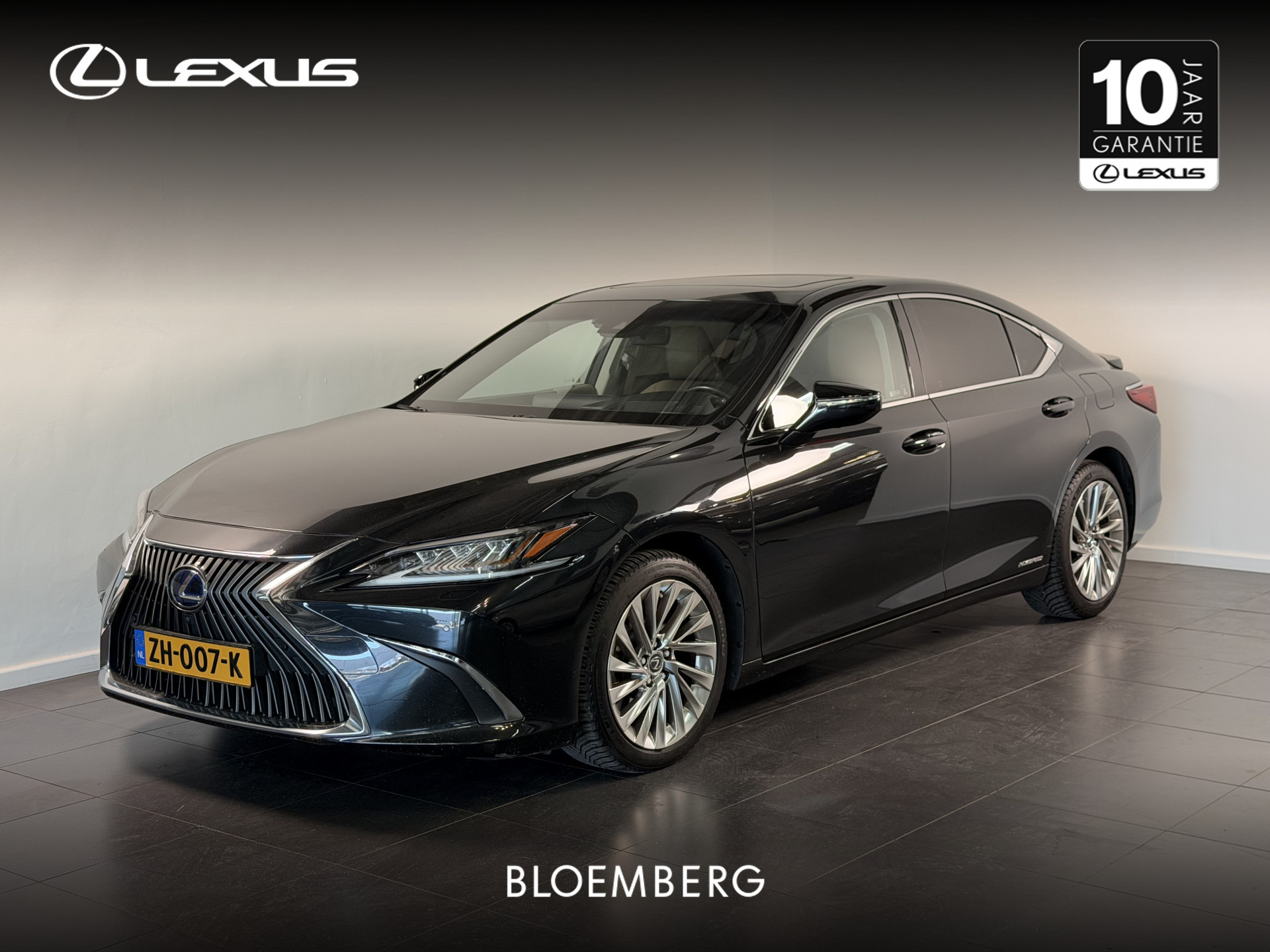 Lexus ES 300h President Line