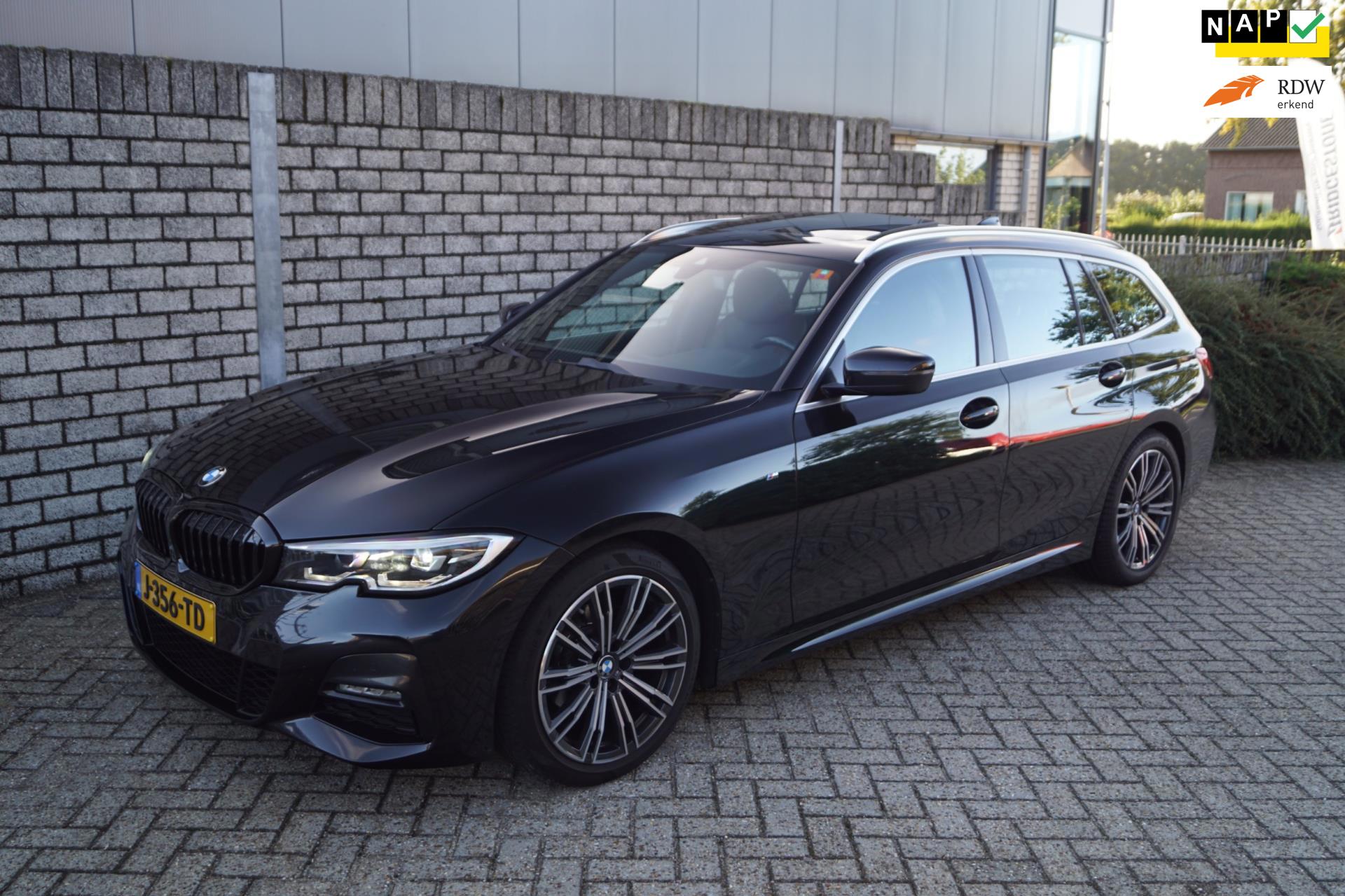 BMW 3-serie Touring 318i High Executive Edition M Sport Autom Panodak Leder Sportst Stoelverw Clima Cruise 2x PDC LMV Trekh ENZ NL