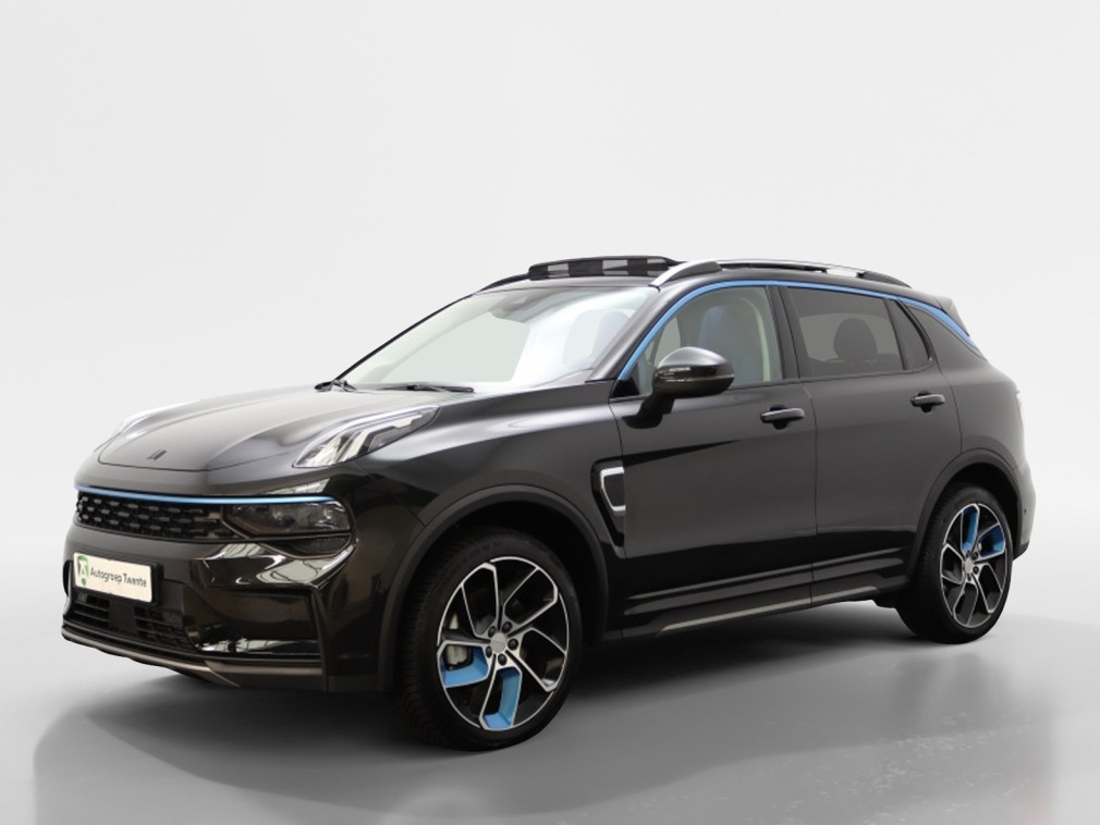 Lynk & Co 01 1.5 PHEV 261 pk | Panoramadak | Navigatie | All-season banden