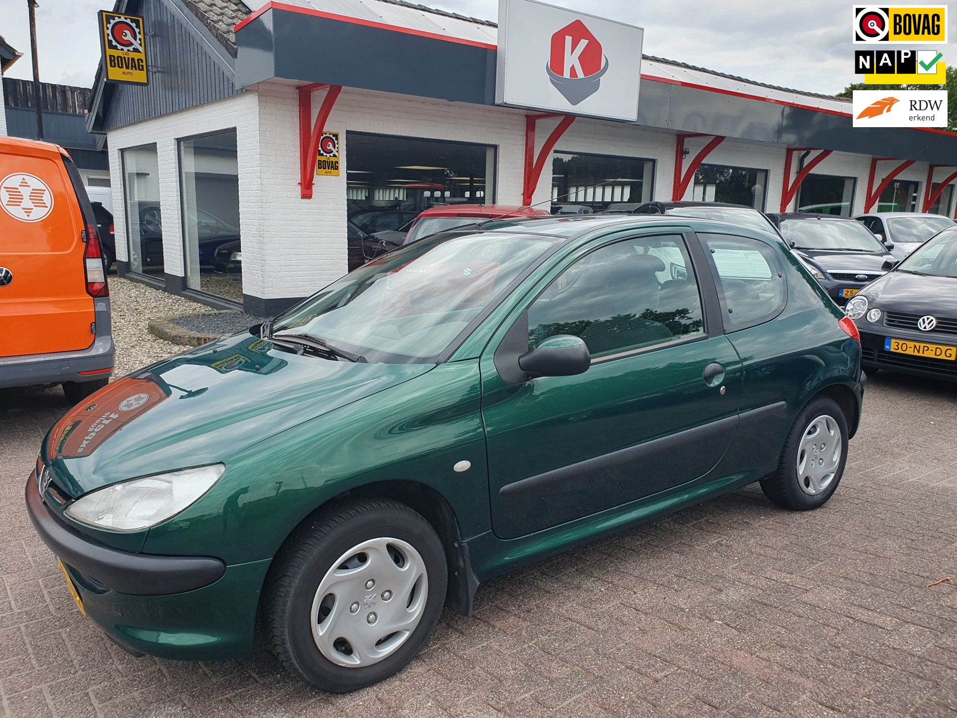 Peugeot 206 1.4 XT AUTOMAAT 93941 KM NIEUWE APK