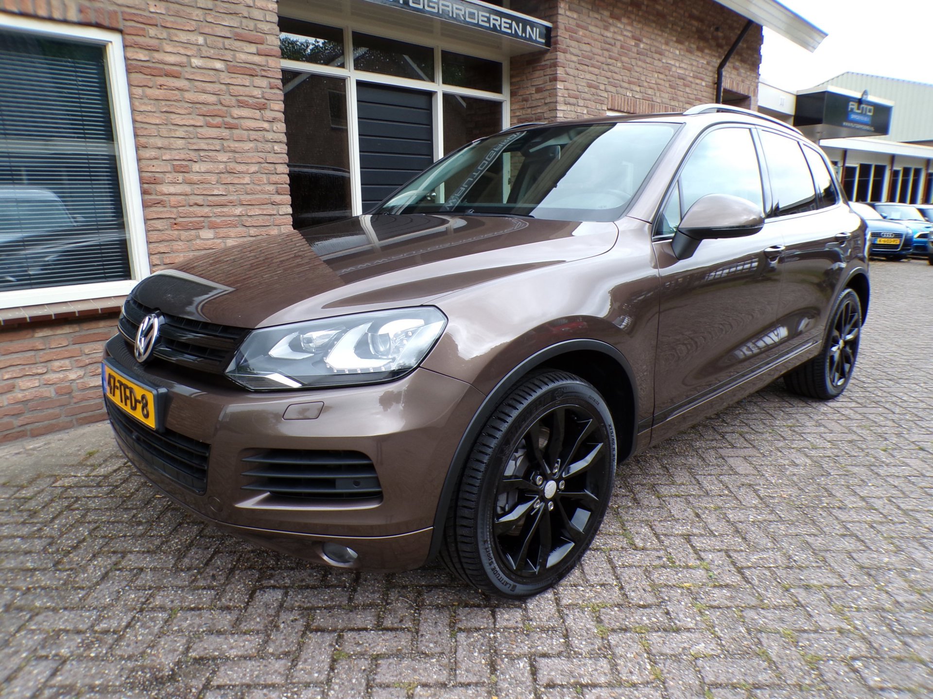 Volkswagen Touareg 3.0 TSI Hybrid High Edition Automaat / Leder / Navi / Panoramadak
