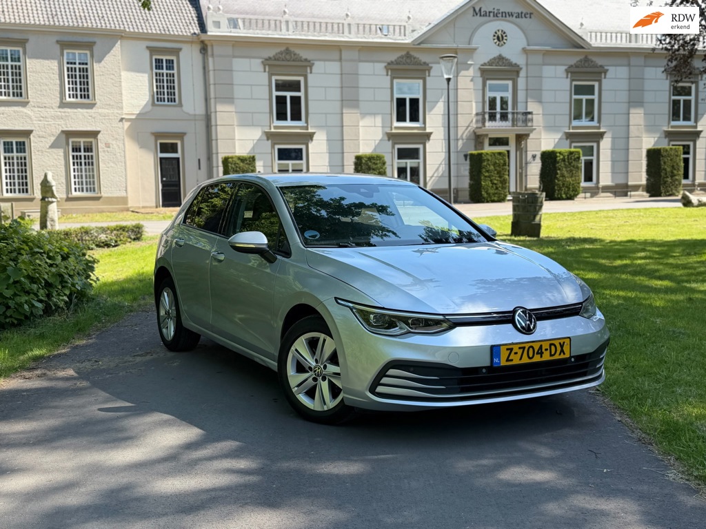 Volkswagen Golf 1.5 eTSI Automaat | Lane Assist | Stoel Verwarming | Btw