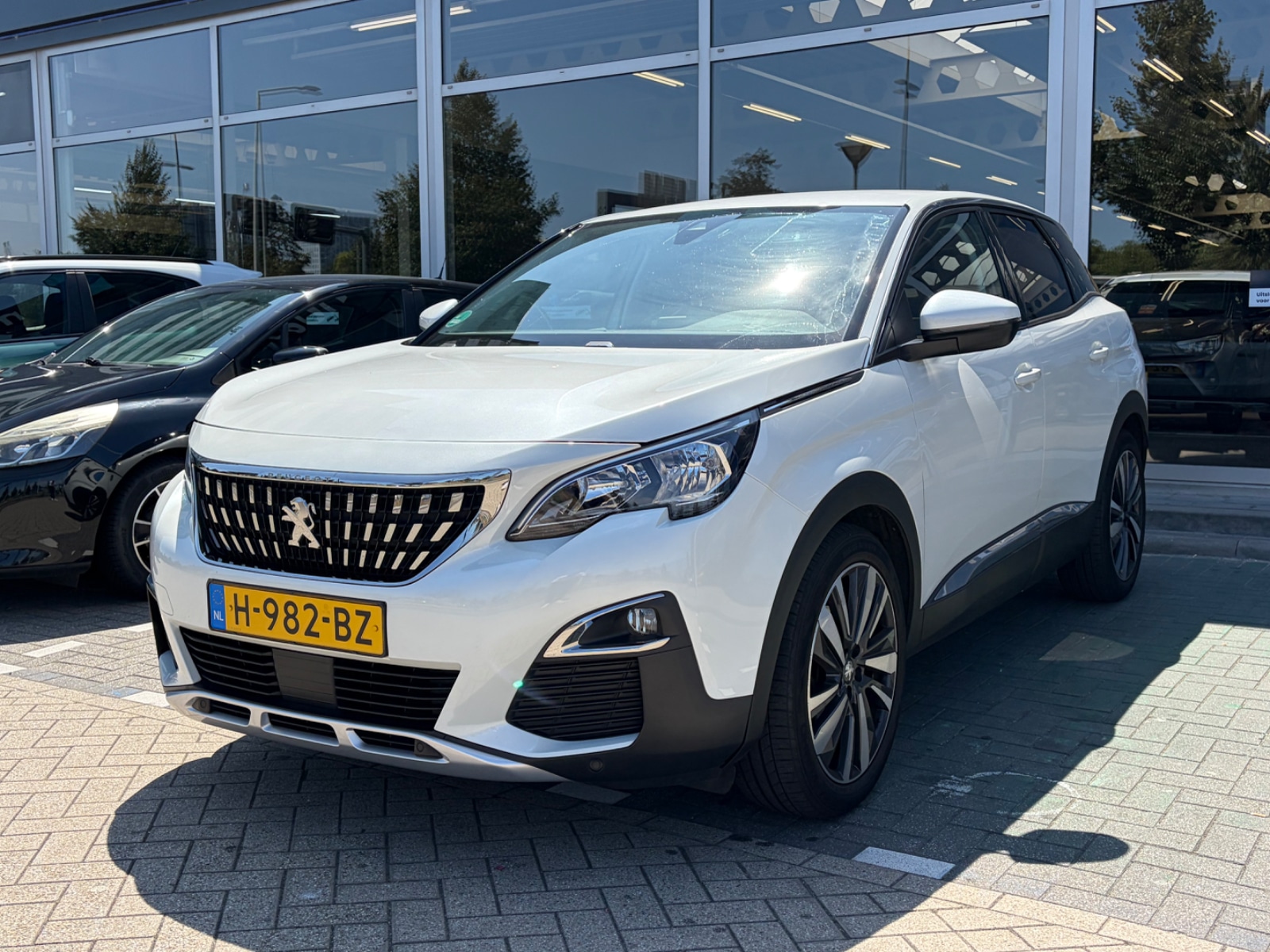 Peugeot 3008 1.2 PureTech Blue Lease Premium Avantage | Distributieriem vervangen in 2026!