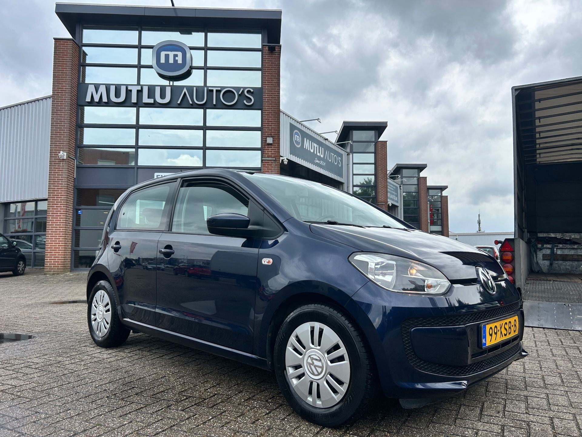 Volkswagen Up! 1.0 move up! BlueMotion 5deurs Airco NAP APK