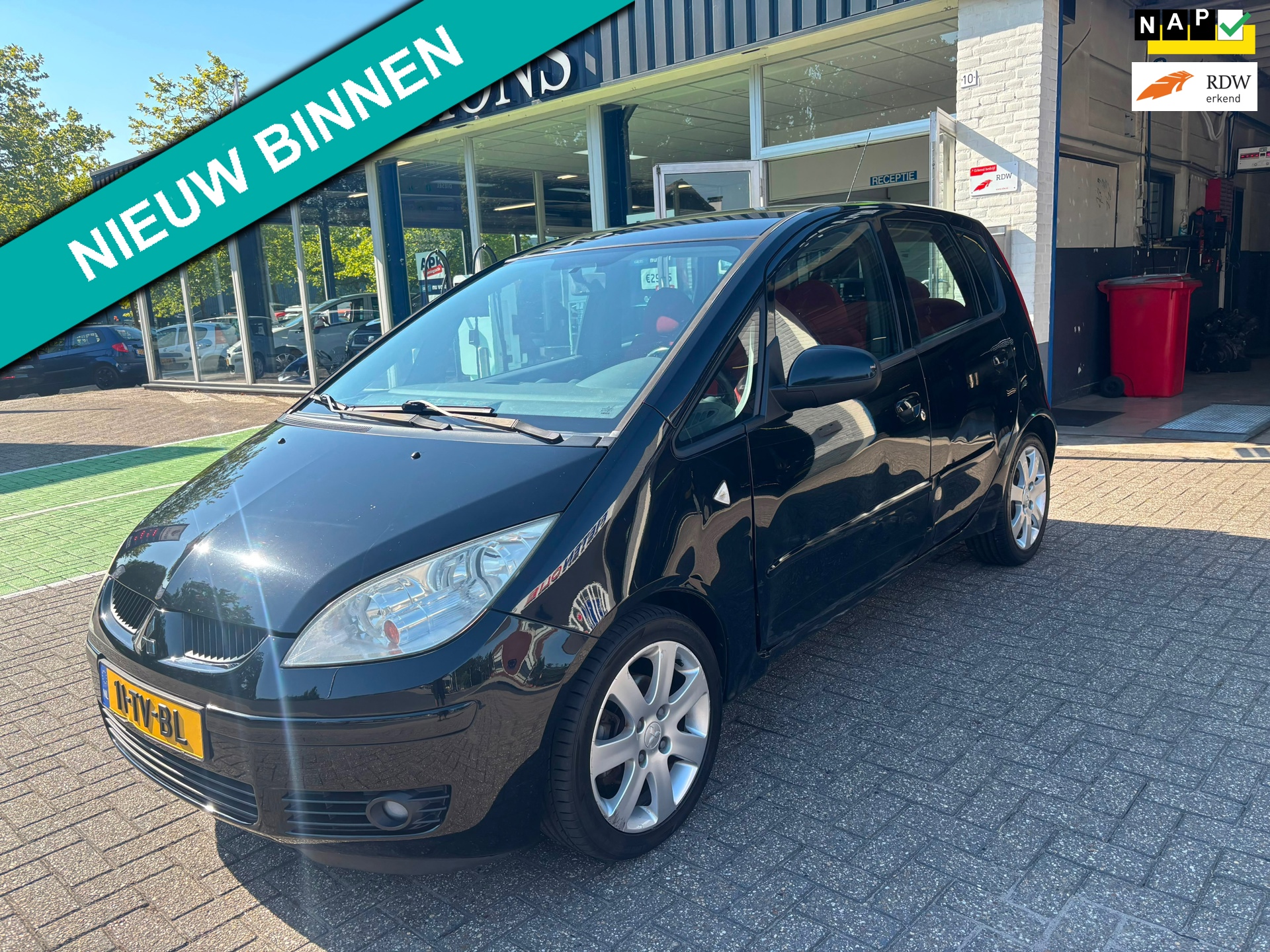 Mitsubishi Colt 1.3 Inform | SCHADE | Nwe apk | Kleine beurt