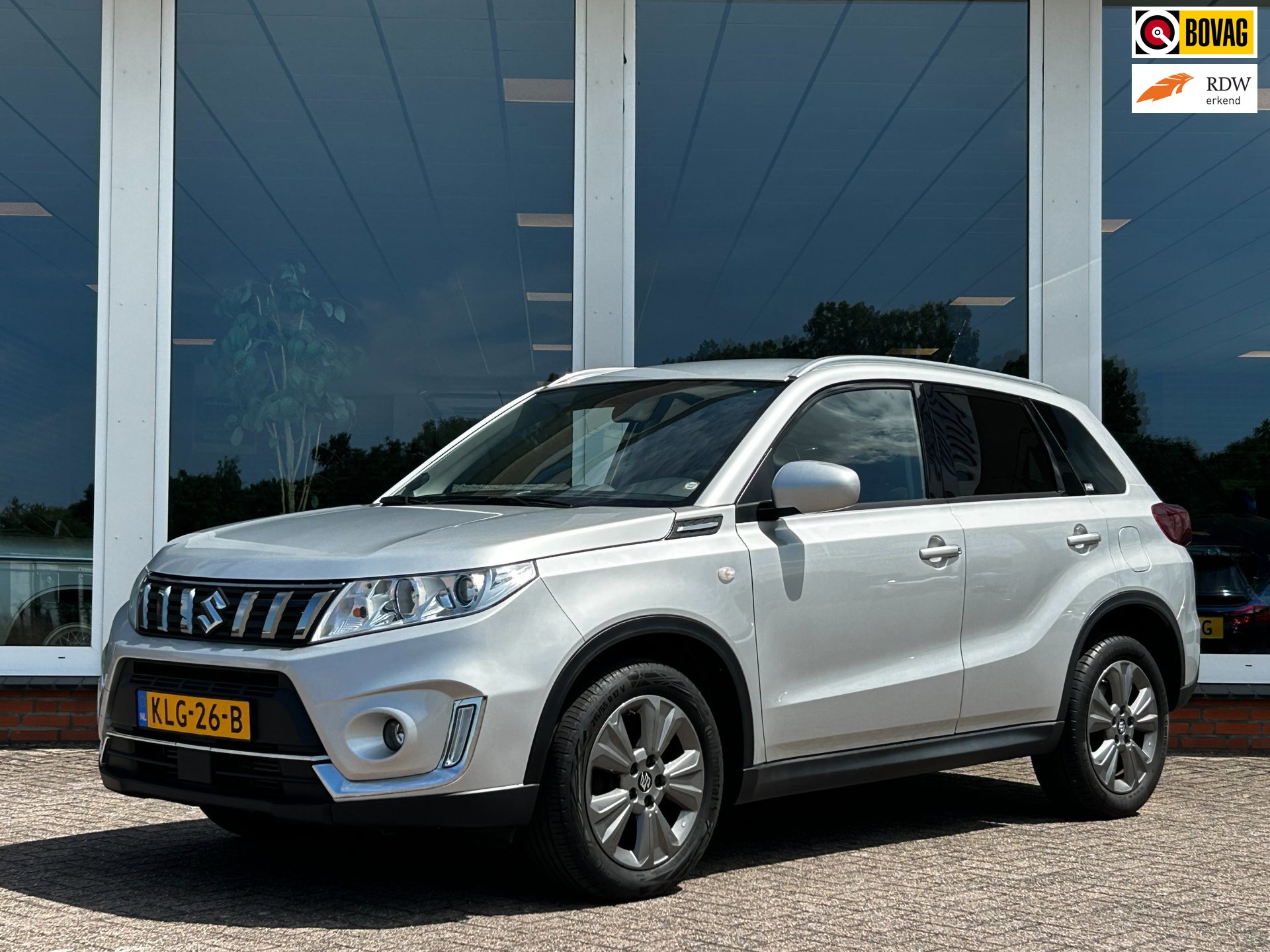 Suzuki VITARA 1.4 Boosterjet Select AUT. - Navi - Camera - LM
