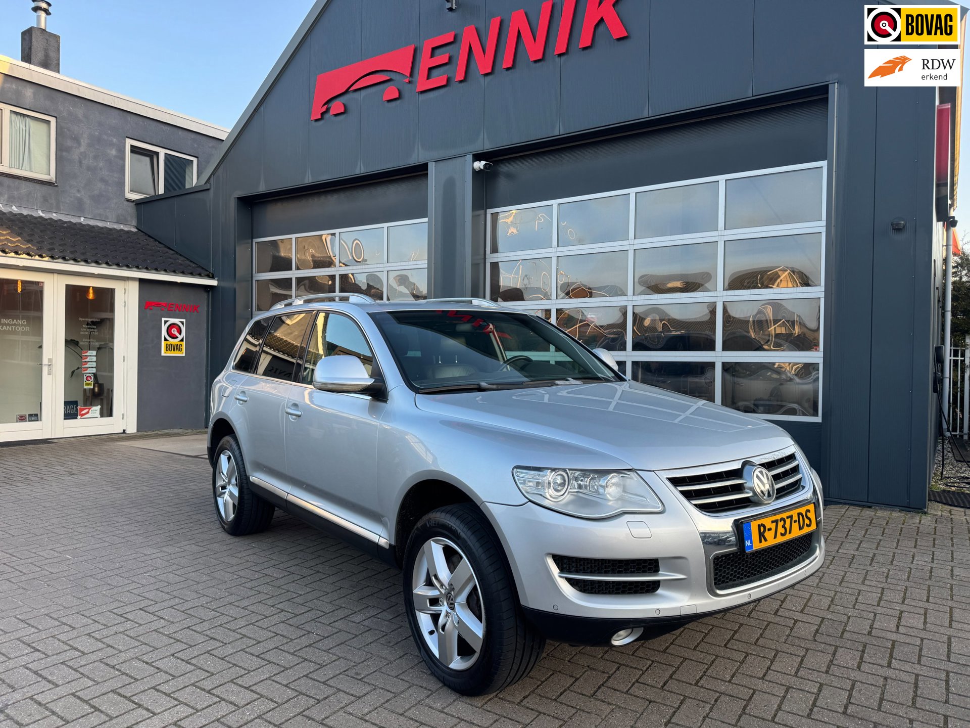 Volkswagen Touareg 5.0 V10 TDI / ACC / Airsusp. / Camera / Topstaat / Trekhaak / BTW Auto ! .