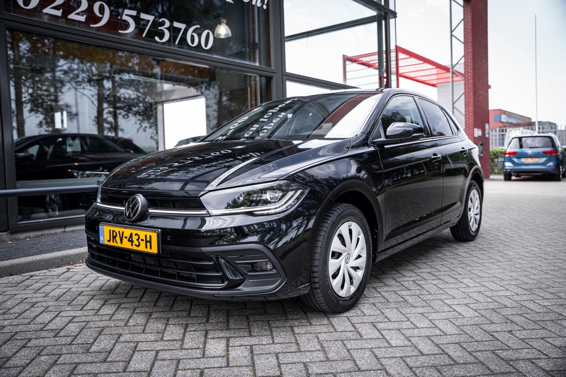 Volkswagen Polo 1.0 TSI 110pk Business | Beats | Keyless | Trekhaak | Led koplampen| Cruise control | Camera | Parkeerhulp |