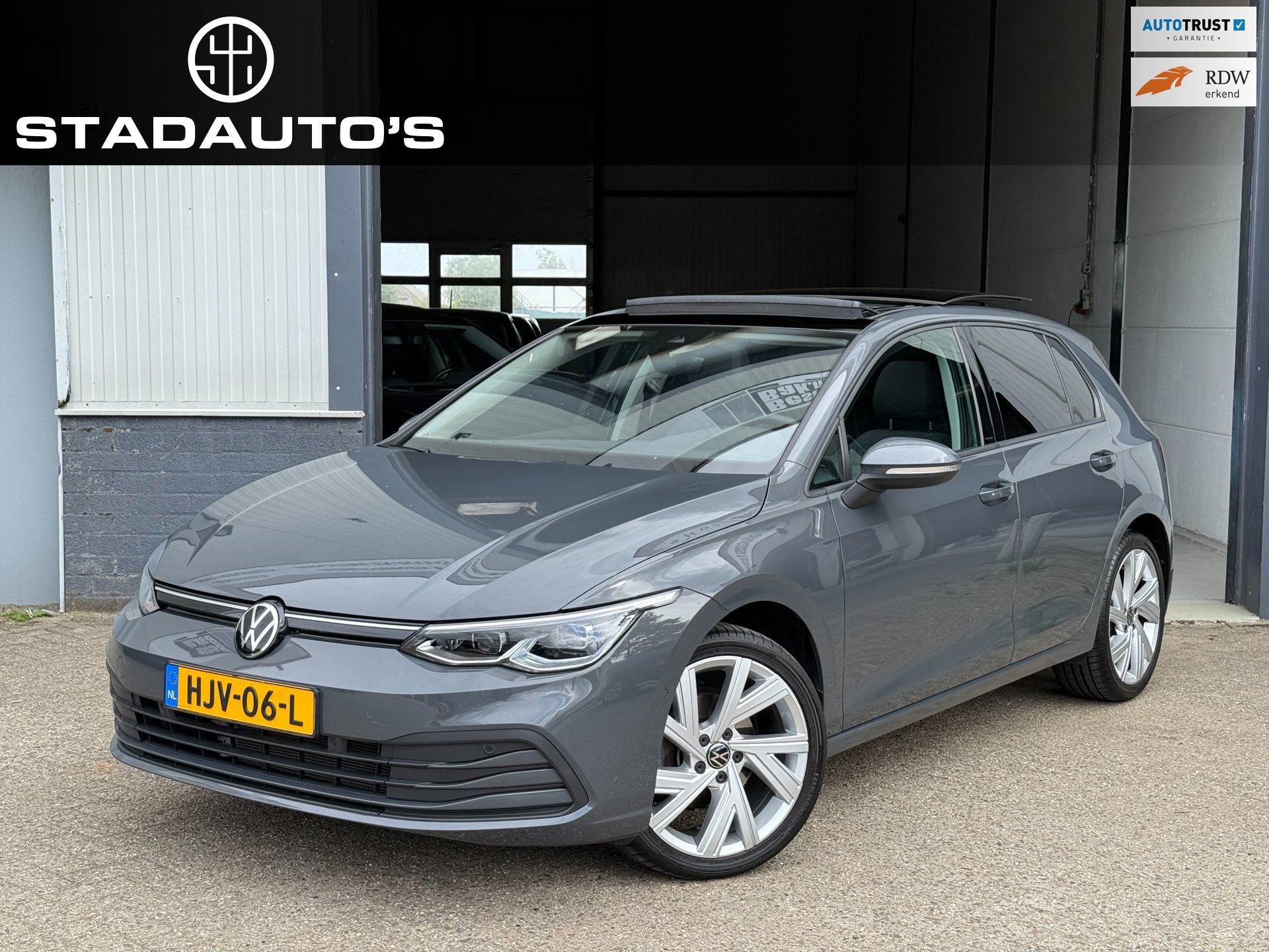 Volkswagen GOLF 1.5 eTSI DSG Automaat Pano|IQ Light|Sfeerverlichting!