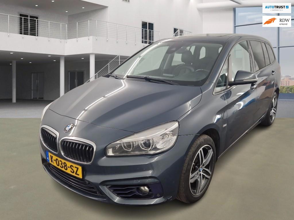 BMW 2-serie Gran Tourer 216d / Rijdt en schakelt prima.