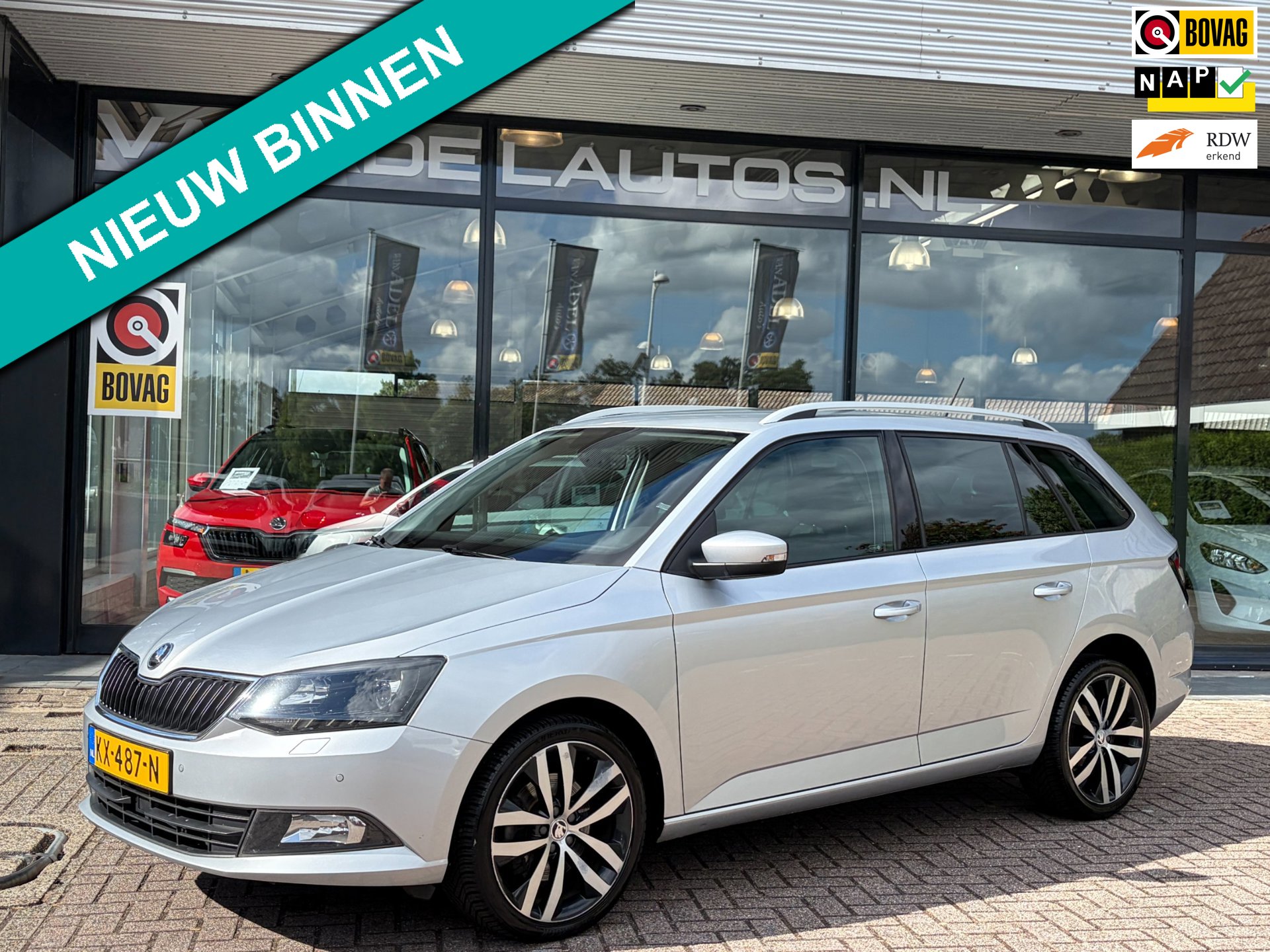 Skoda Fabia Combi 1.2 TSI Style Business Navi Clima Cruise Camera Trekhaak NL-Auto NAP Dealeronderhouden!