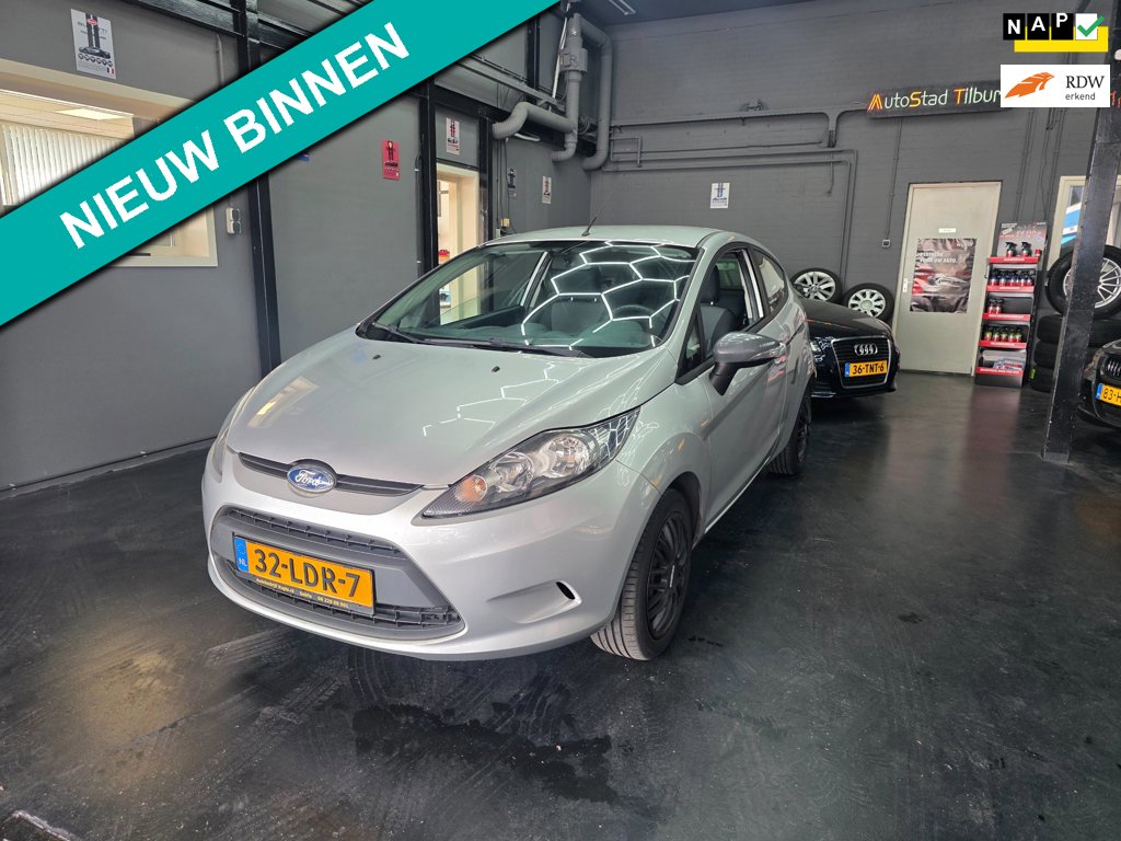 Ford Fiesta 1.25 Limited NAP!! Lage KM!!
