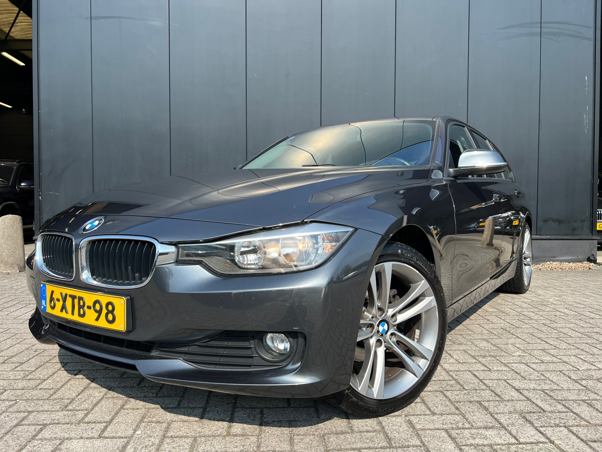BMW 3-serie Touring 316i '14 Navi/18'Lmv/OrgNl/ElekAchterKlep/Nap