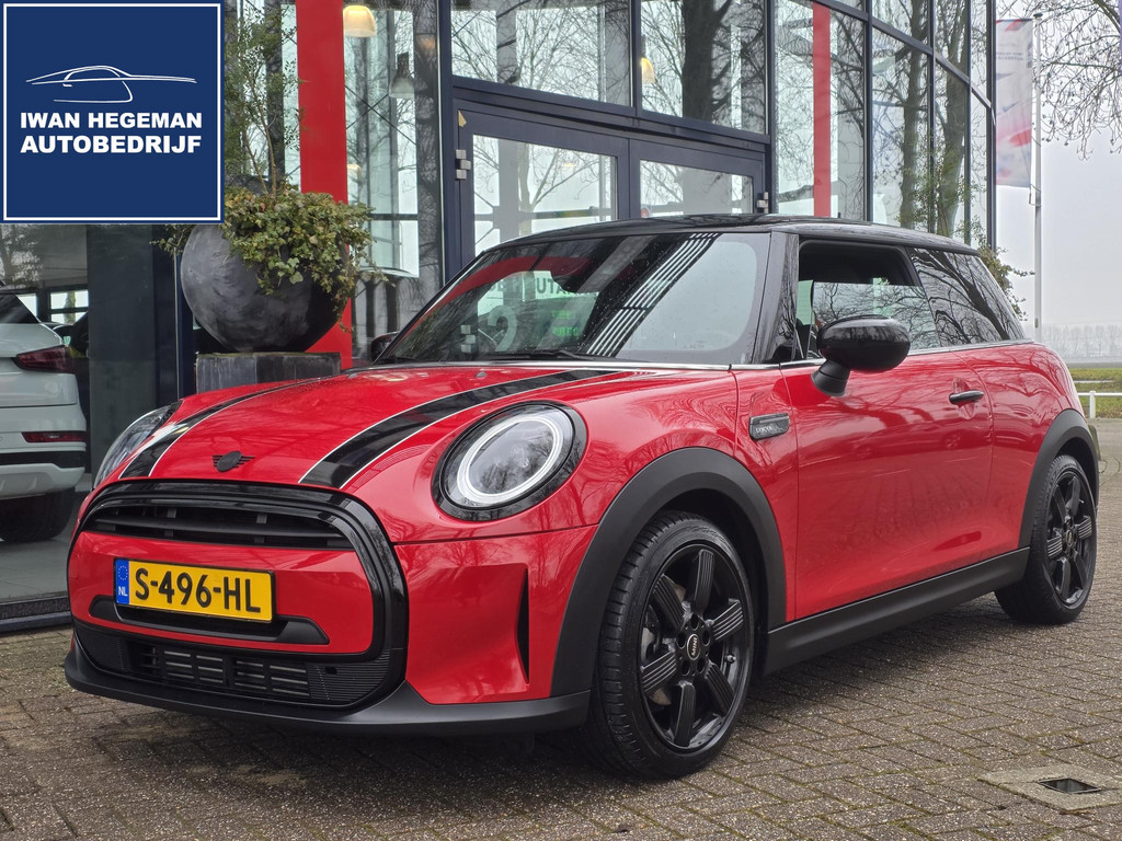 MINI Mini 1.5 Cooper Camden Edition | Climate Control | Parkeersensoren | Navigatie |