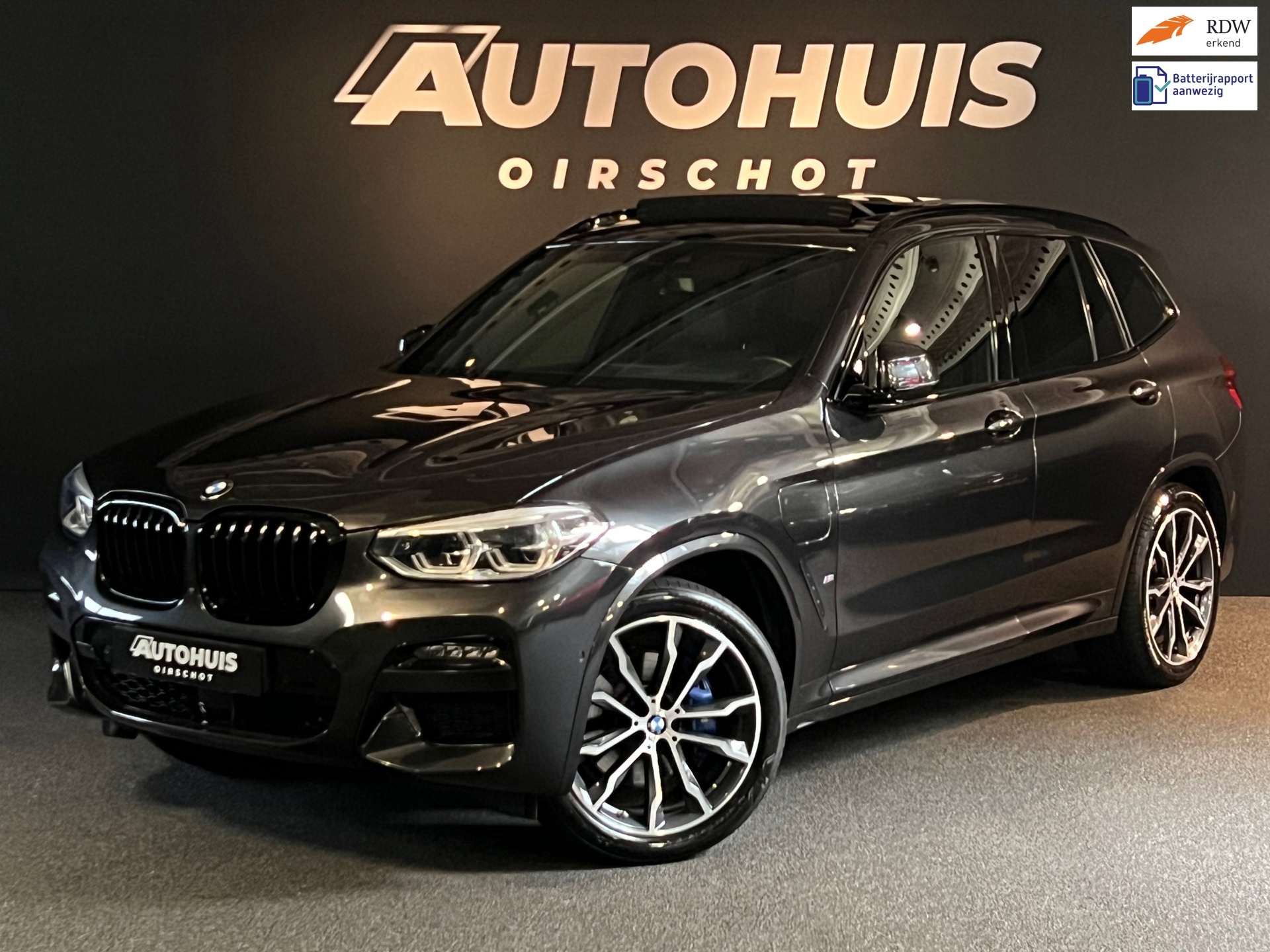 BMW X3 XDrive30e High Executive/M Pakket/ Pano/ Keyless/ ACC/ 360 Camera/ Memory/ Headup/ Trekhaak/ Dodehoek/ M Sport Remmen/ 20"/