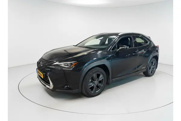 UX 250H Luxury Line