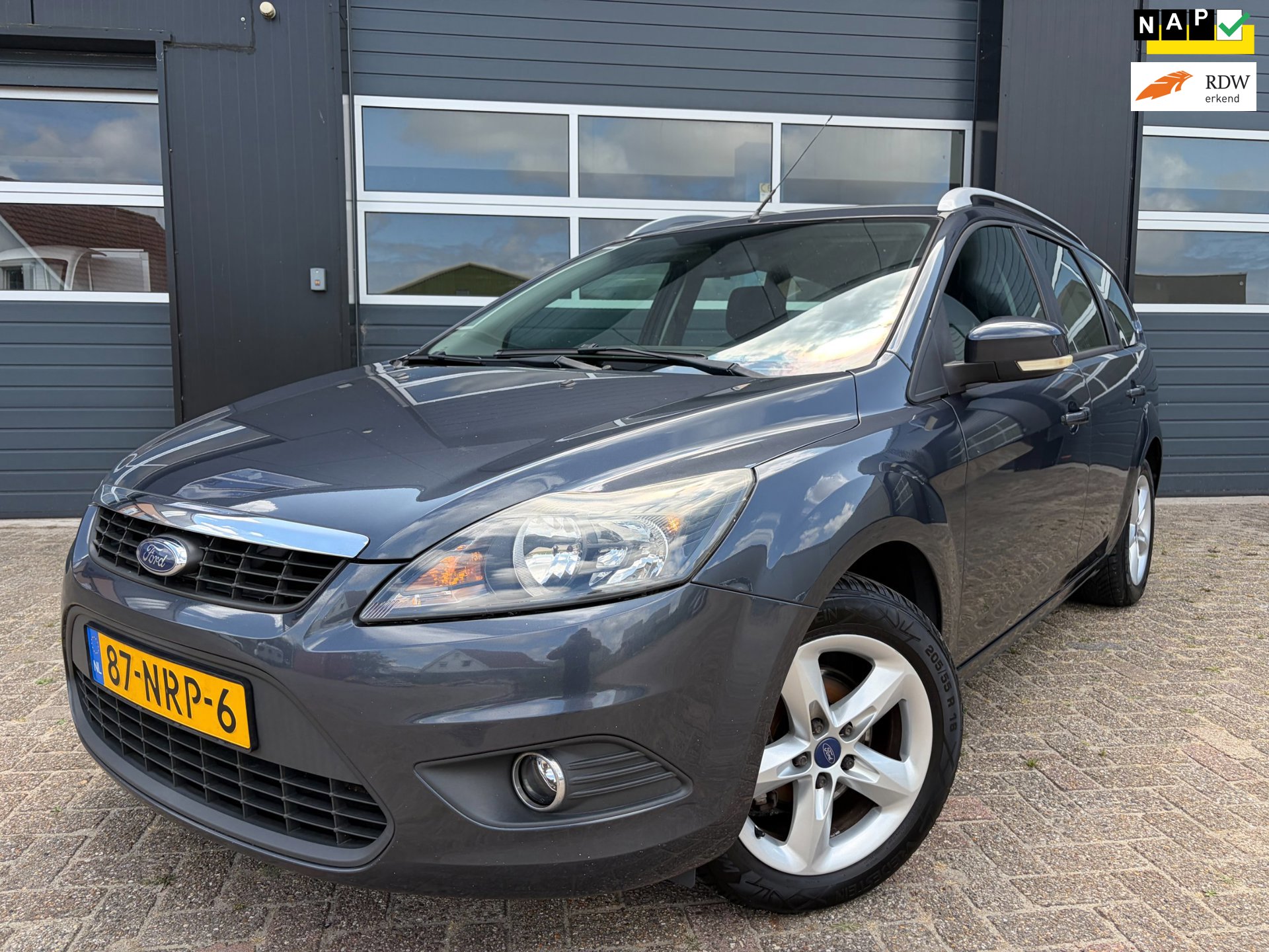 Ford Focus Wagon 1.6|Airco|Navi|BT|Cruise control!!!|