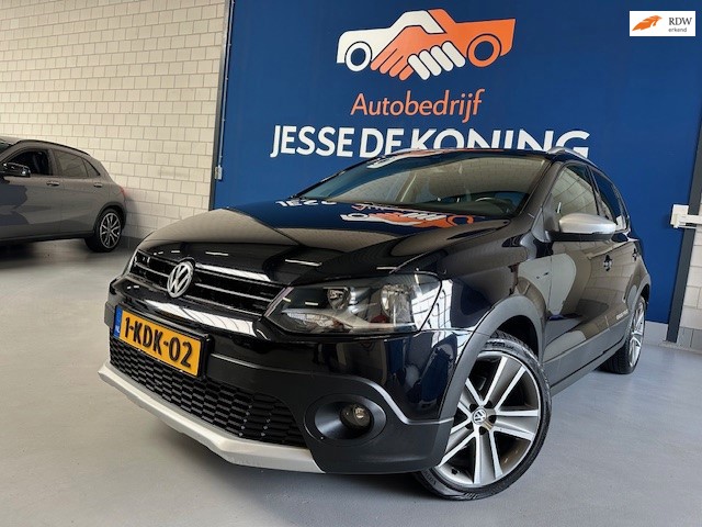 Volkswagen Polo 1.2 TSI Cross / bj.2011 / zwart / 5 deurs / climate / sportvelgen / navigatie / APK 03/2027 / NAP met 209546 km.