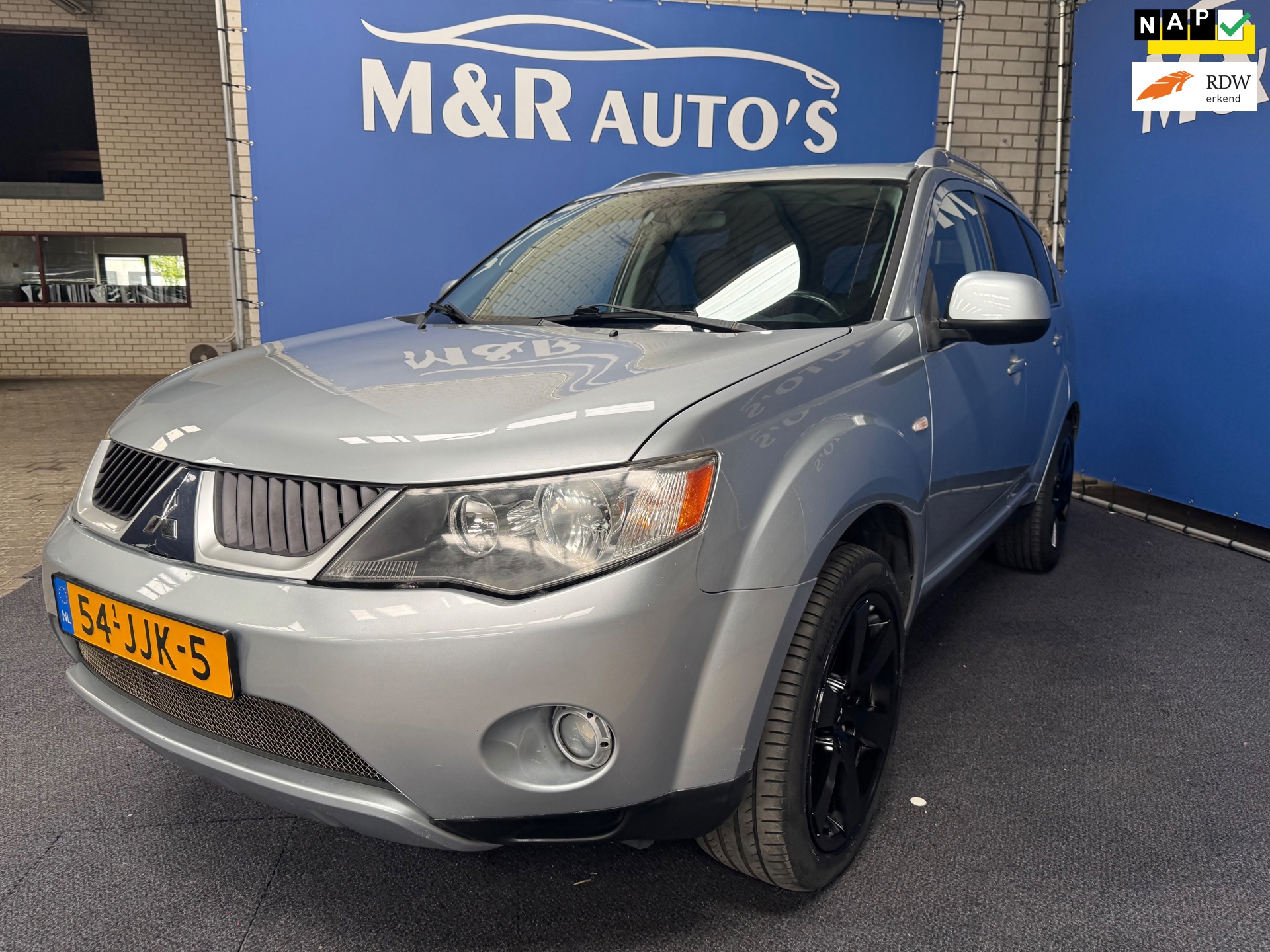 Mitsubishi Outlander 2.4 Instyle 4WD Automaat Full Option Nieuwe APK