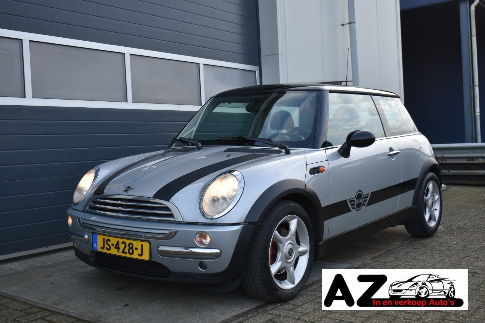 Mini Mini 1.6 Cooper Chili pano/navi
