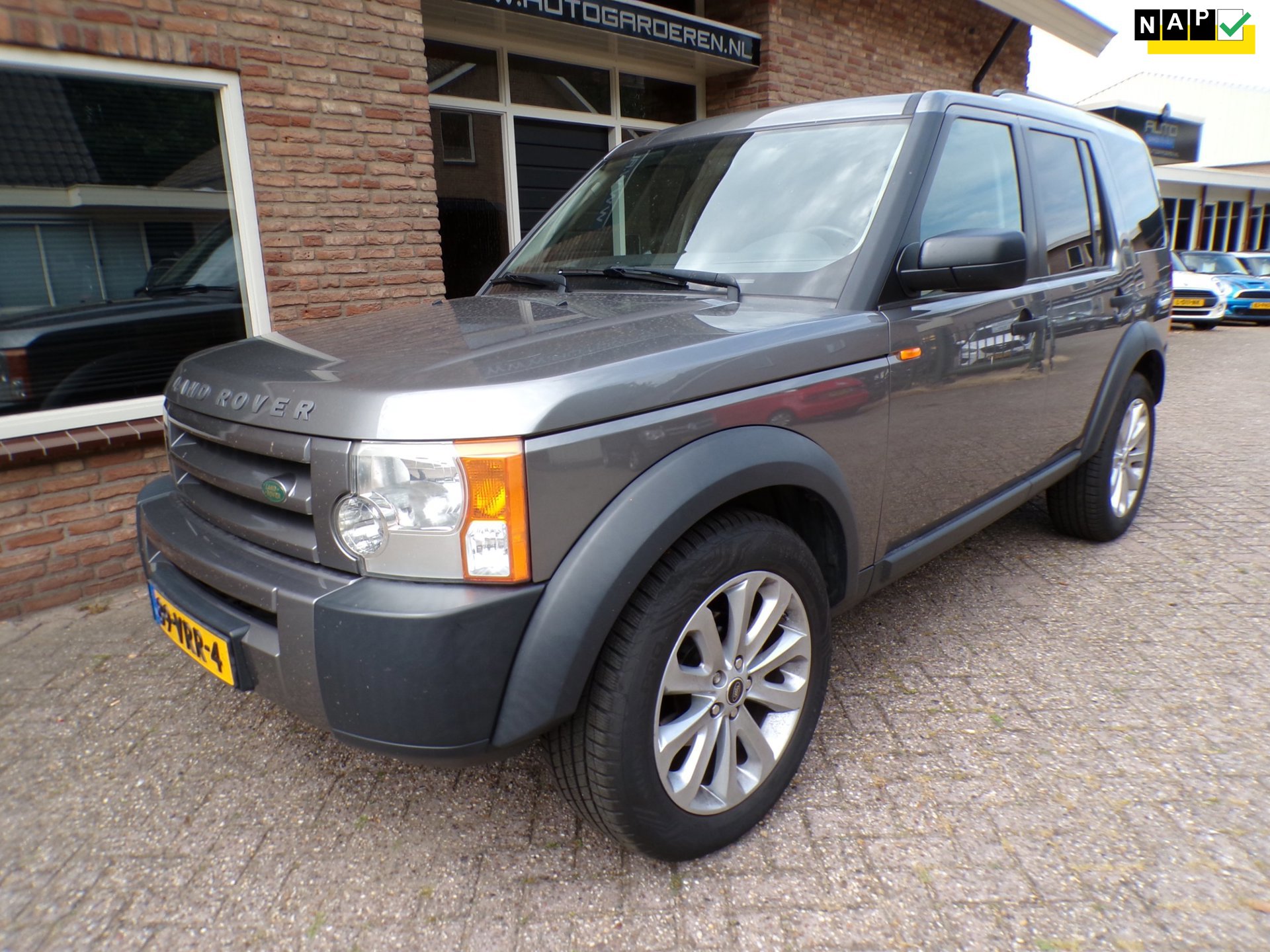 Land Rover Discovery 2.7 TdV6 SE Automaat / Grijs Kenteken